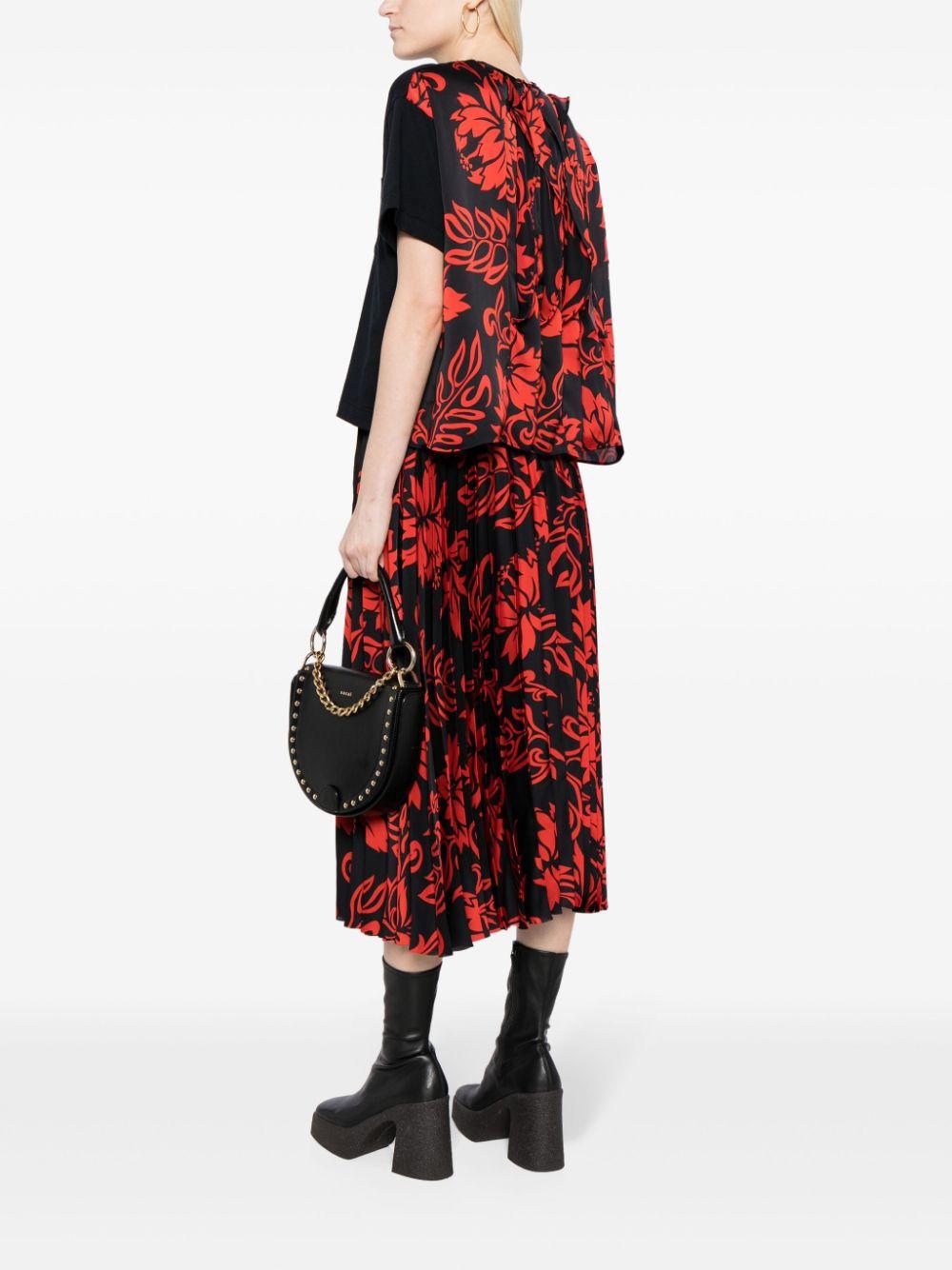 2407063 217 NAVY RED SACAI