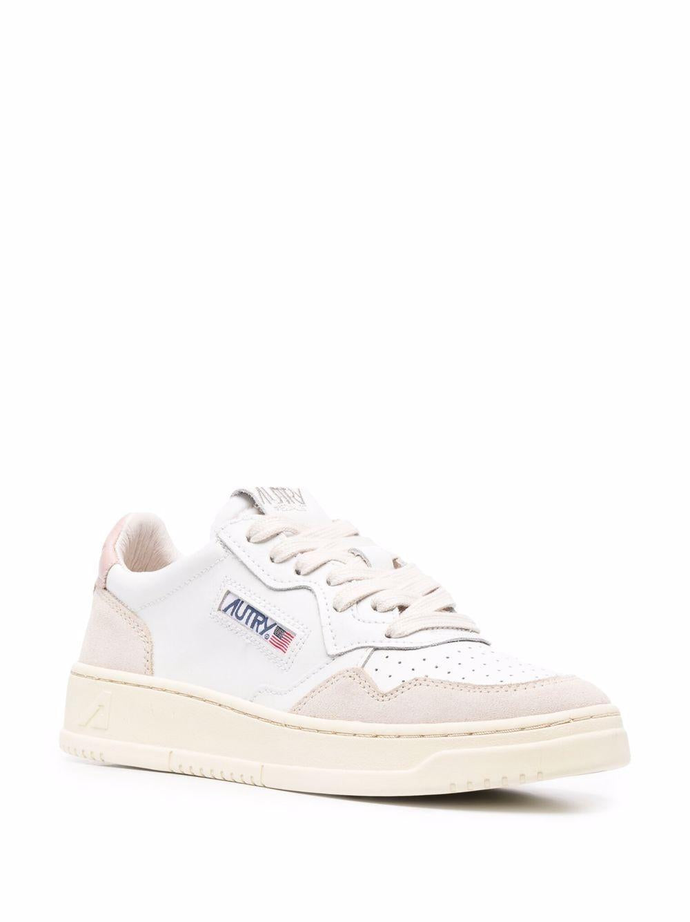 Sneakers Medalist Low in pelle bianca e powder e suede beige AULWLS37 WHITE POW AUTRY