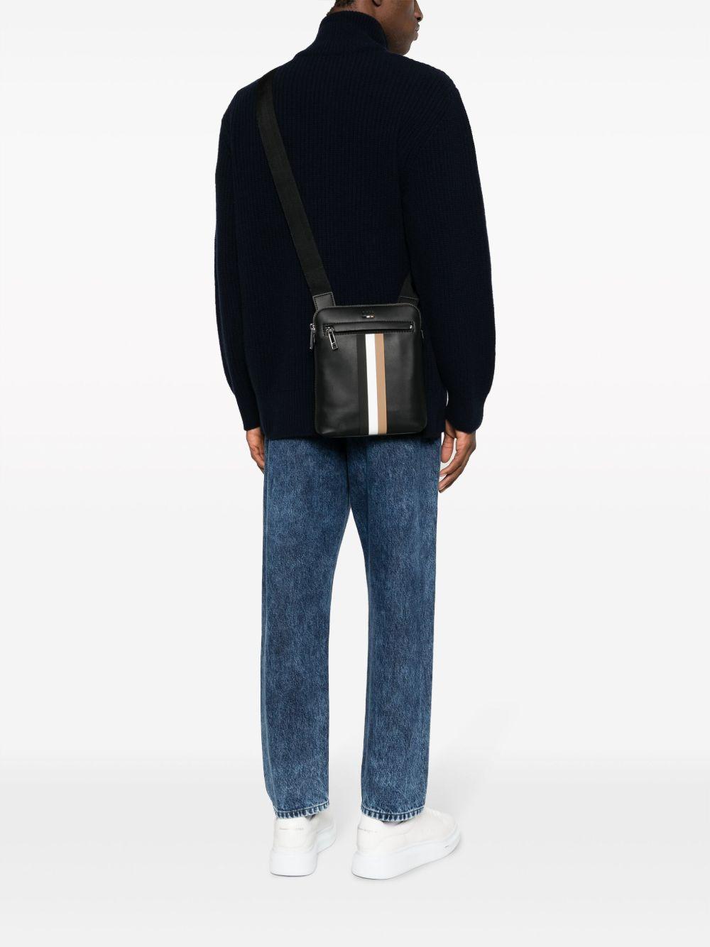 50503914 001 BLACK BOSS