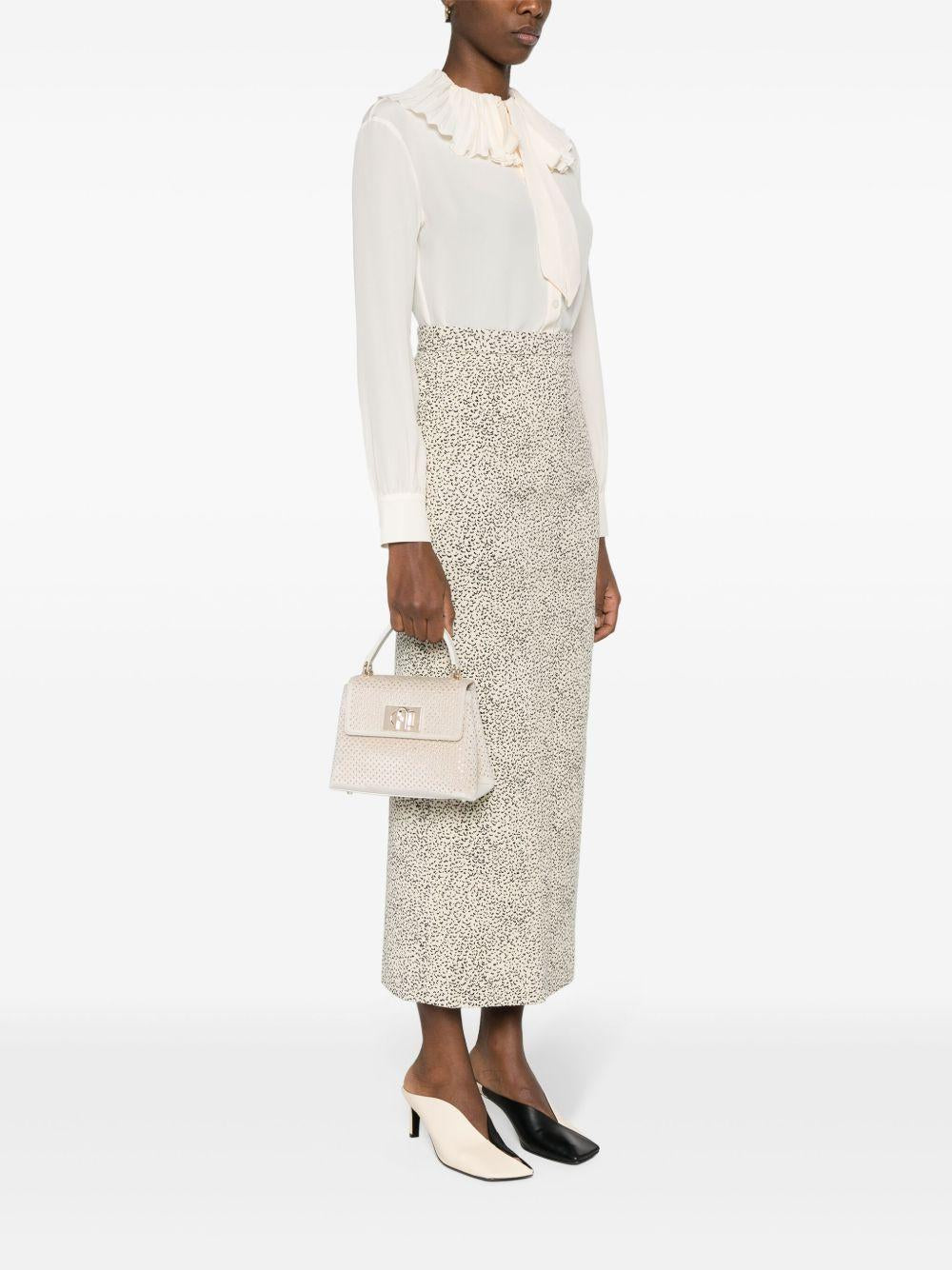 WB01262BX1472 1704S MARSHMALLOW FURLA