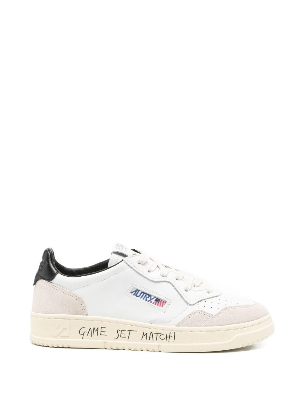 Sneaker Medalist Low in pelle AULMMA04 WHITE BLACK AUTRY
