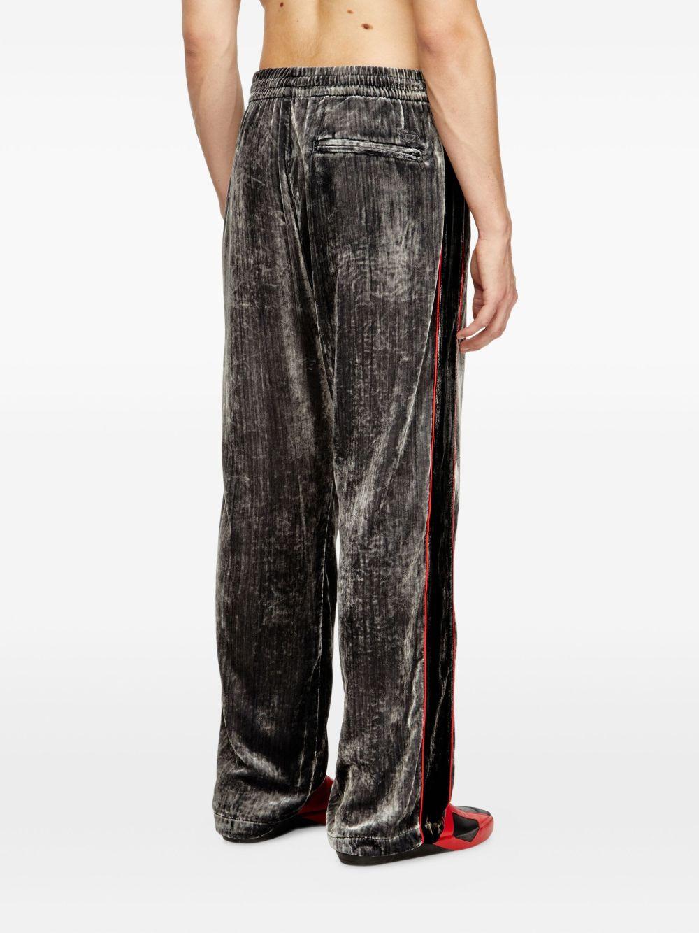 A184690AJFR 9AW BLACK DIESEL