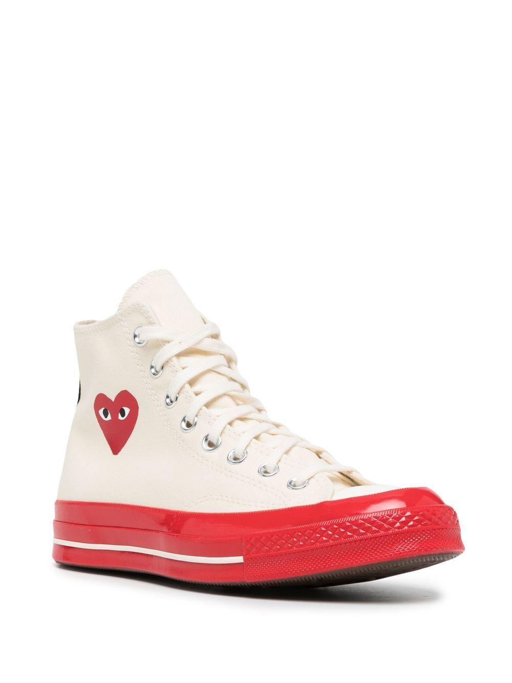 P1K124 2 WHITE COMME DES GARCONS PLAY X CONVERSE
