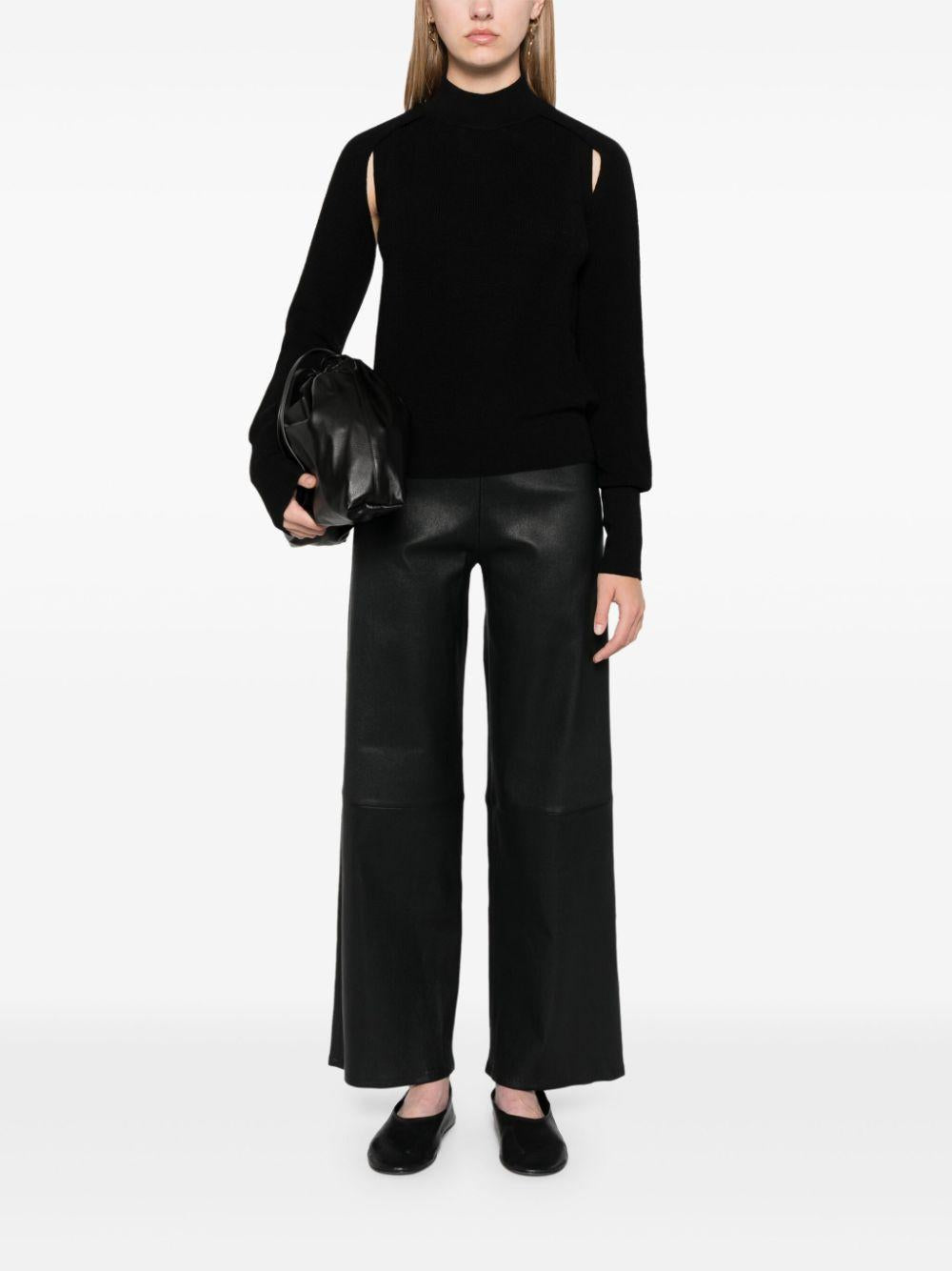 A08101 09 NERO ROBERTO COLLINA