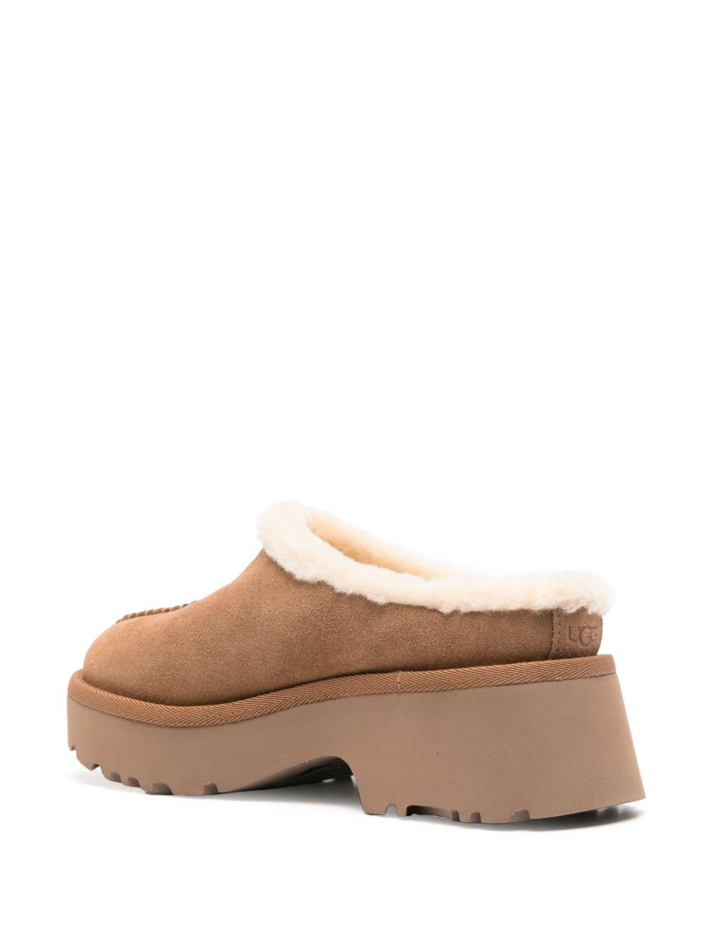 1162510 CHE UGG