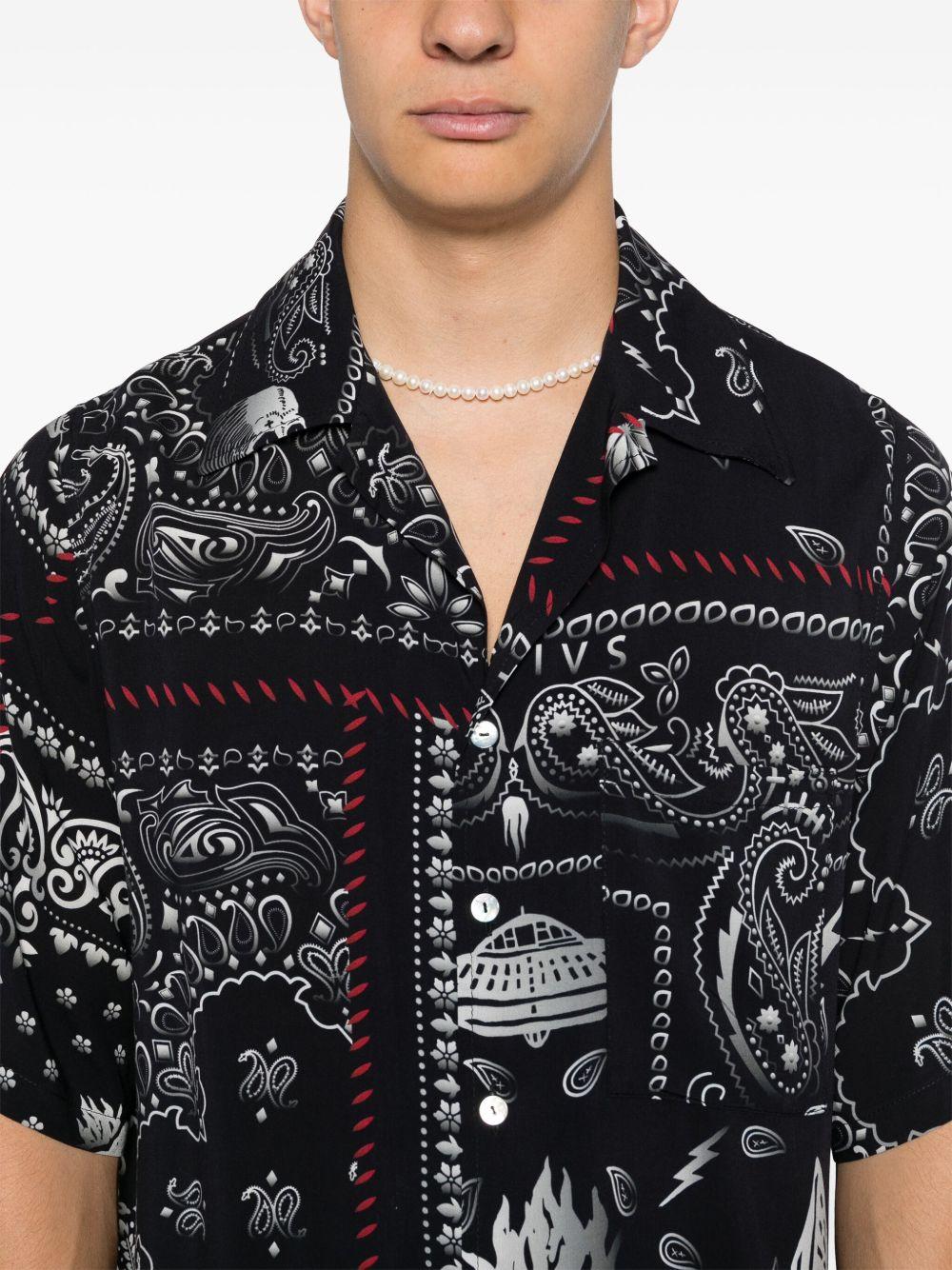 SHVI812003 1 BLACK WHITE SAINTS STUDIO