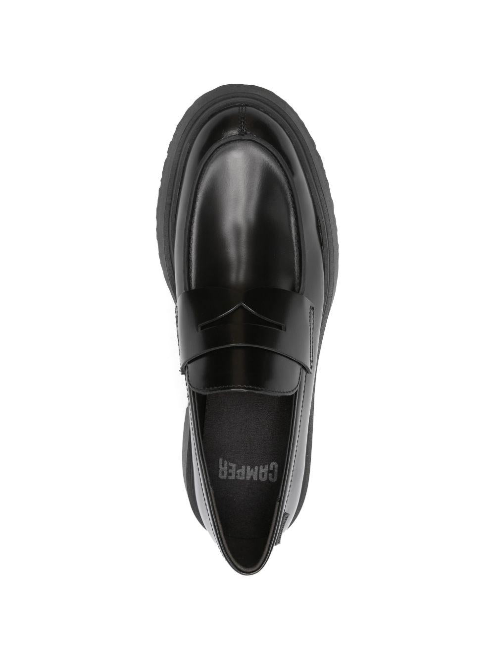 K100633 018 BLACK CAMPER