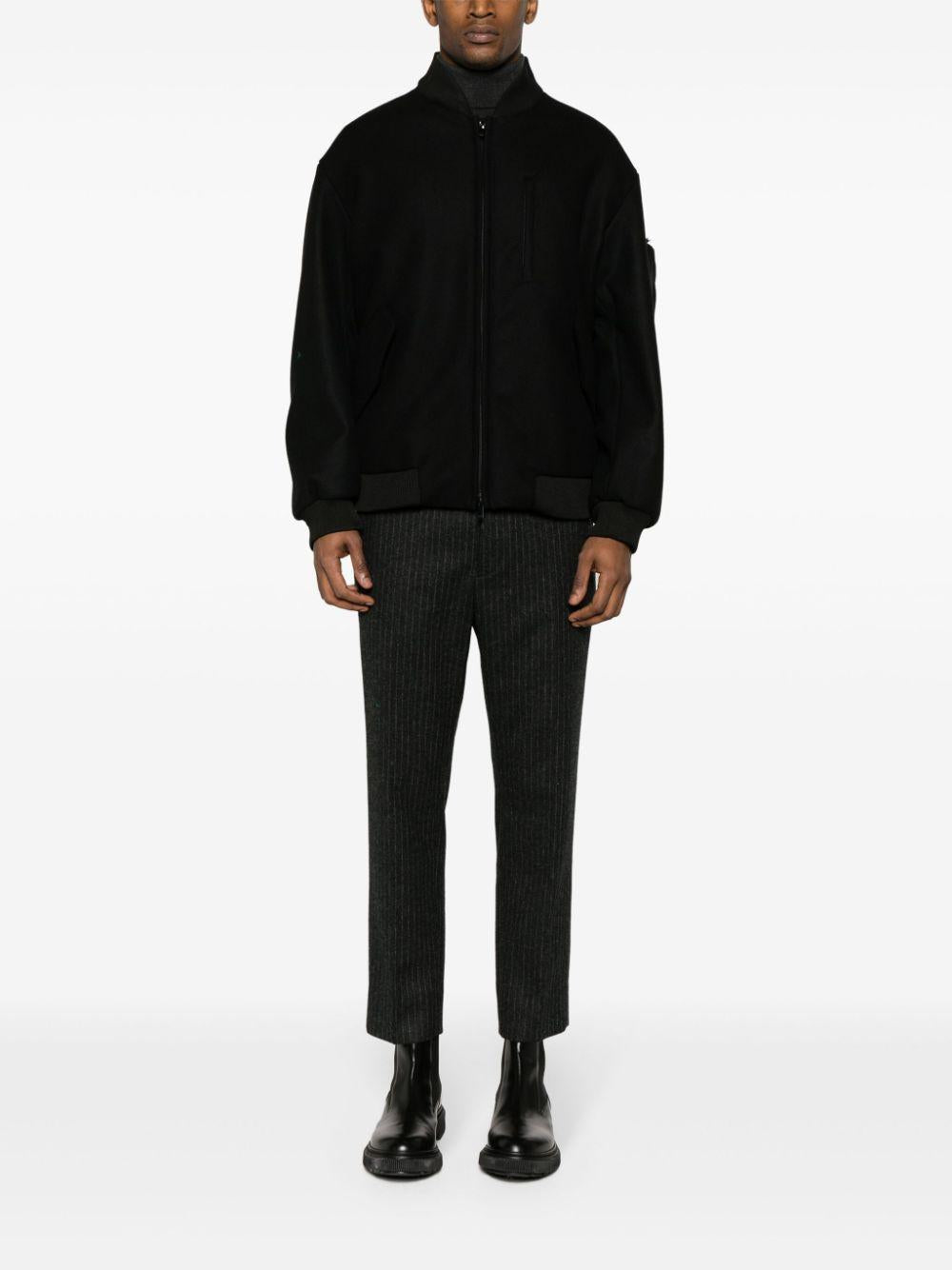 CASTROE7252517 BLACK HEVO