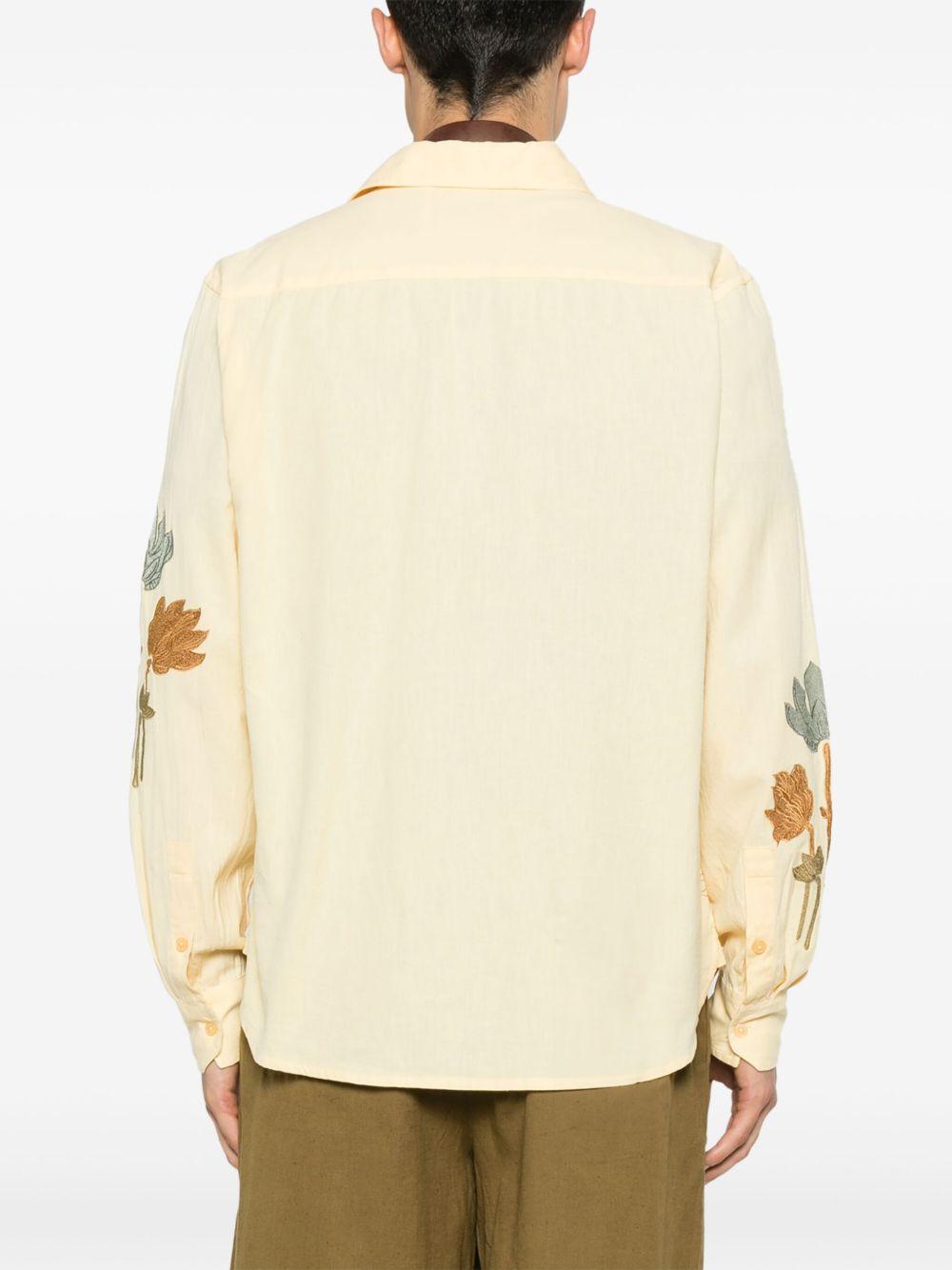 Camicia con ricamo B6D0019 201M BANANA AMARANTO