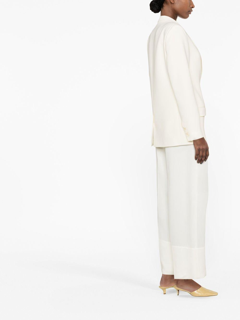 JP001372 0045 IVORY JOSEPH