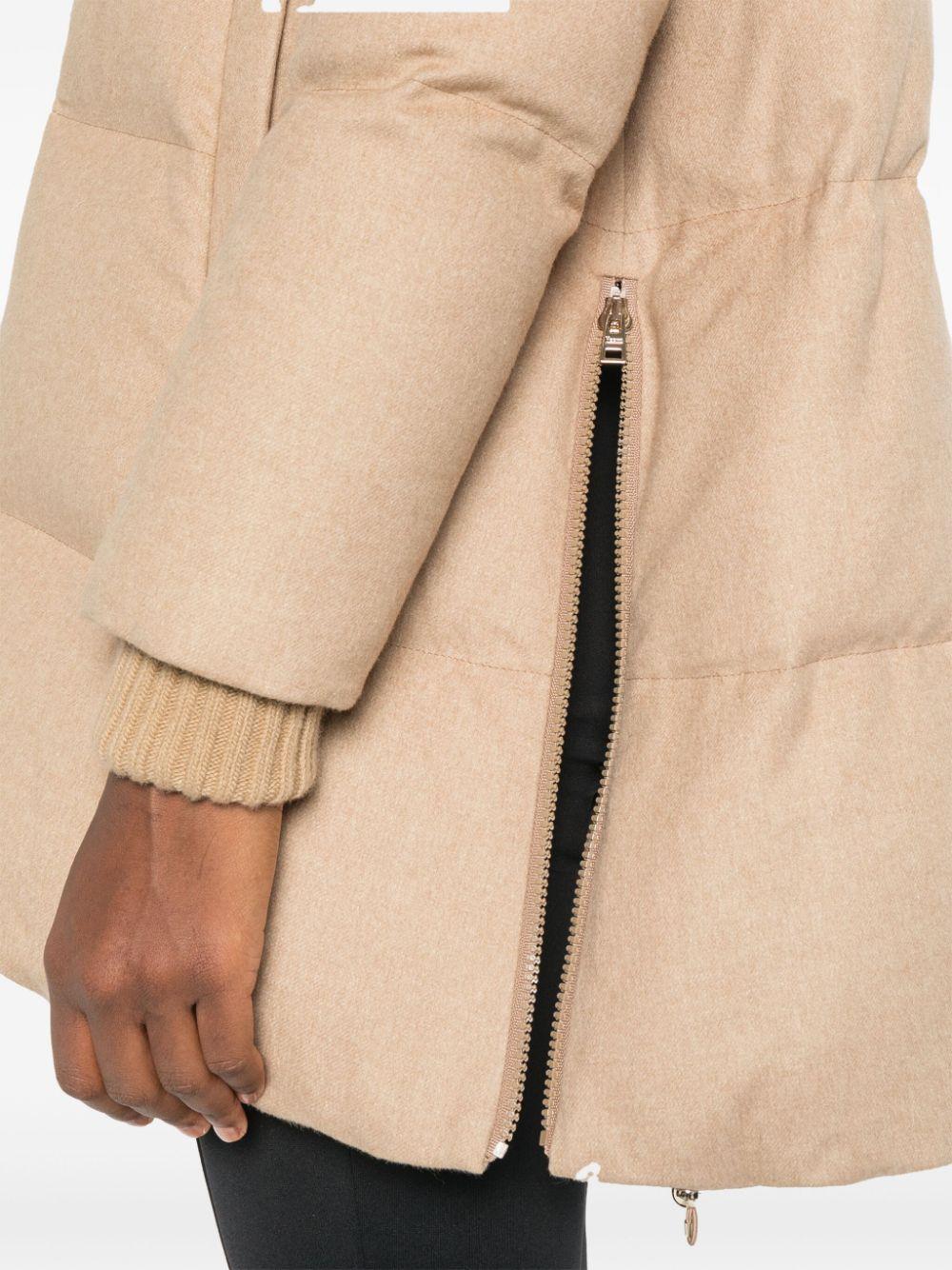 PI001982D38087 2157 CAMMELLO HERNO