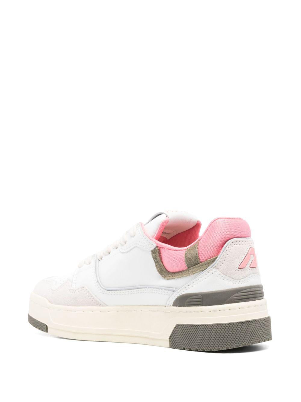 CLC Low Sneakers in Pelle e Suede Colore Bianco e Geranium ROLWMC03 WHITE GERANIUM AUTRY