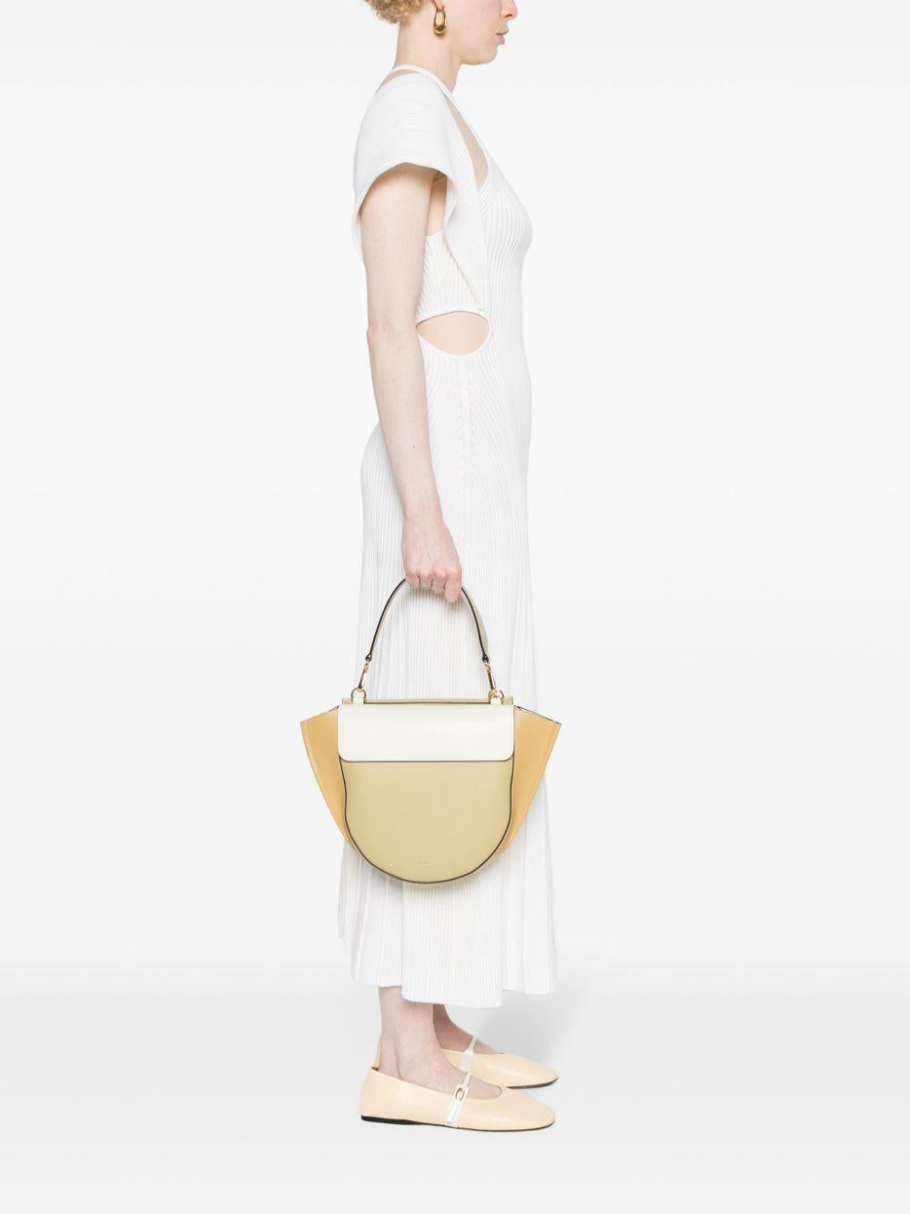 000021 1325 SANDY SHADES WANDLER