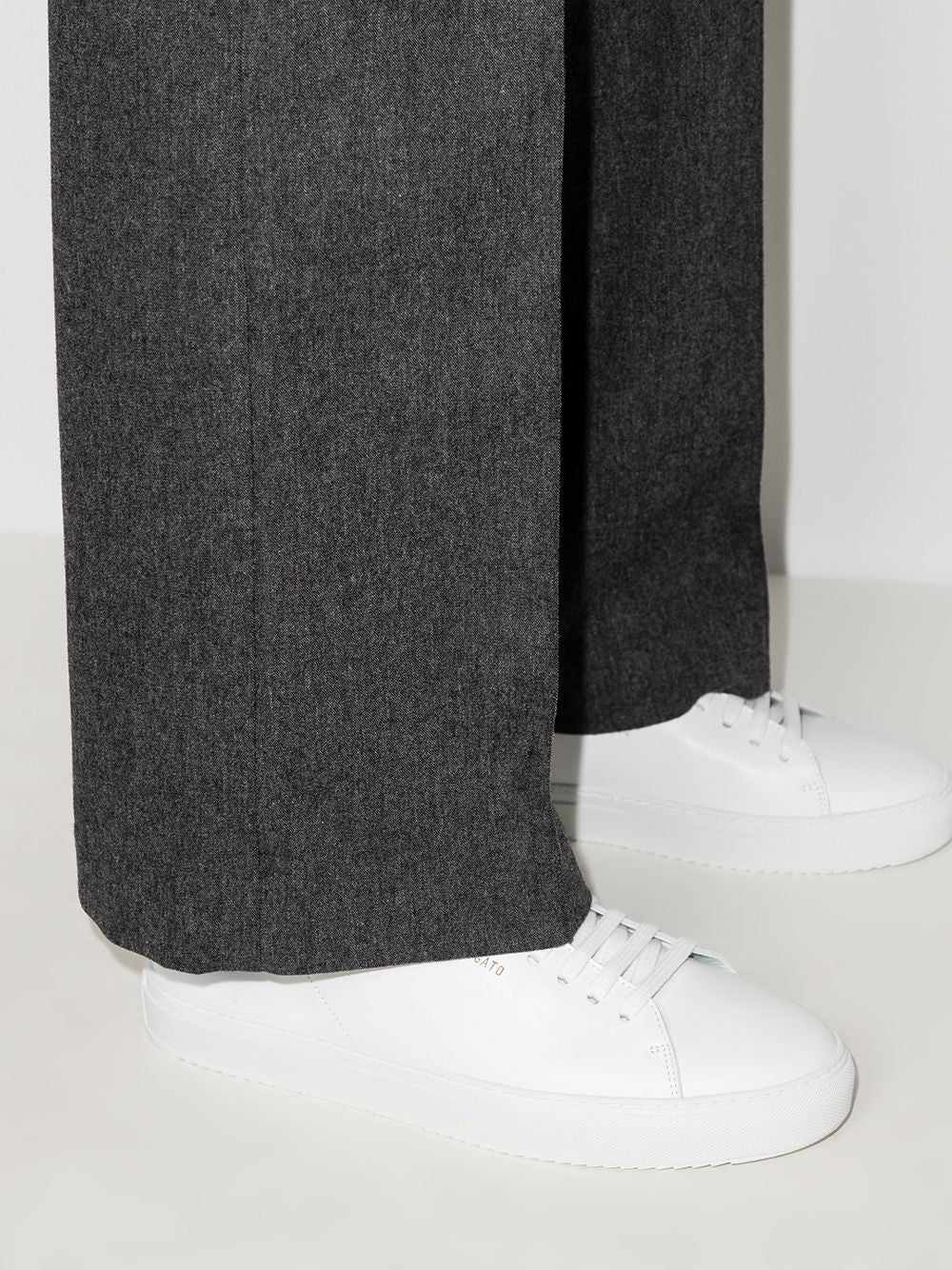  28102 WHITE AXEL ARIGATO 