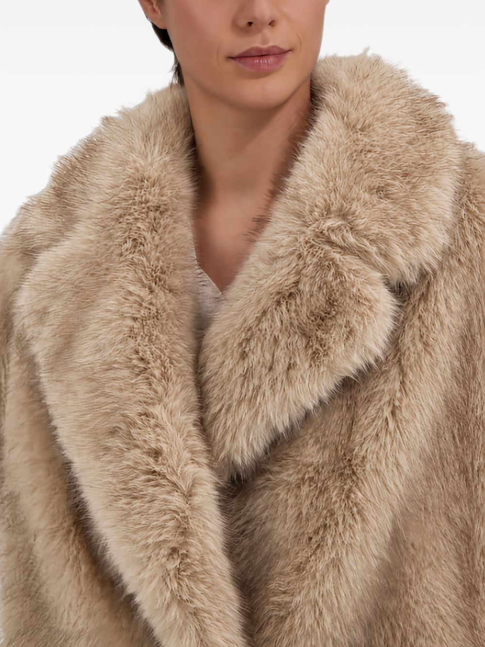 Giaccone In Soft Faux Fur GC000607D12908 1100 BIANCO HERNO 