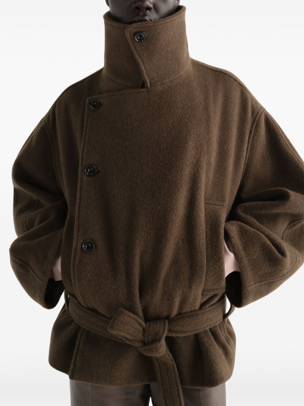 Cappotto Corto Wrap in Lana e Alpaca CO1165LF1700 GR704 MUD LEMAIRE 