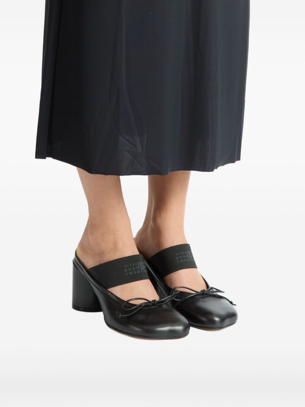  S59WP0210P3628 T8013 BLACK MM6 MAISON MARGIELA 