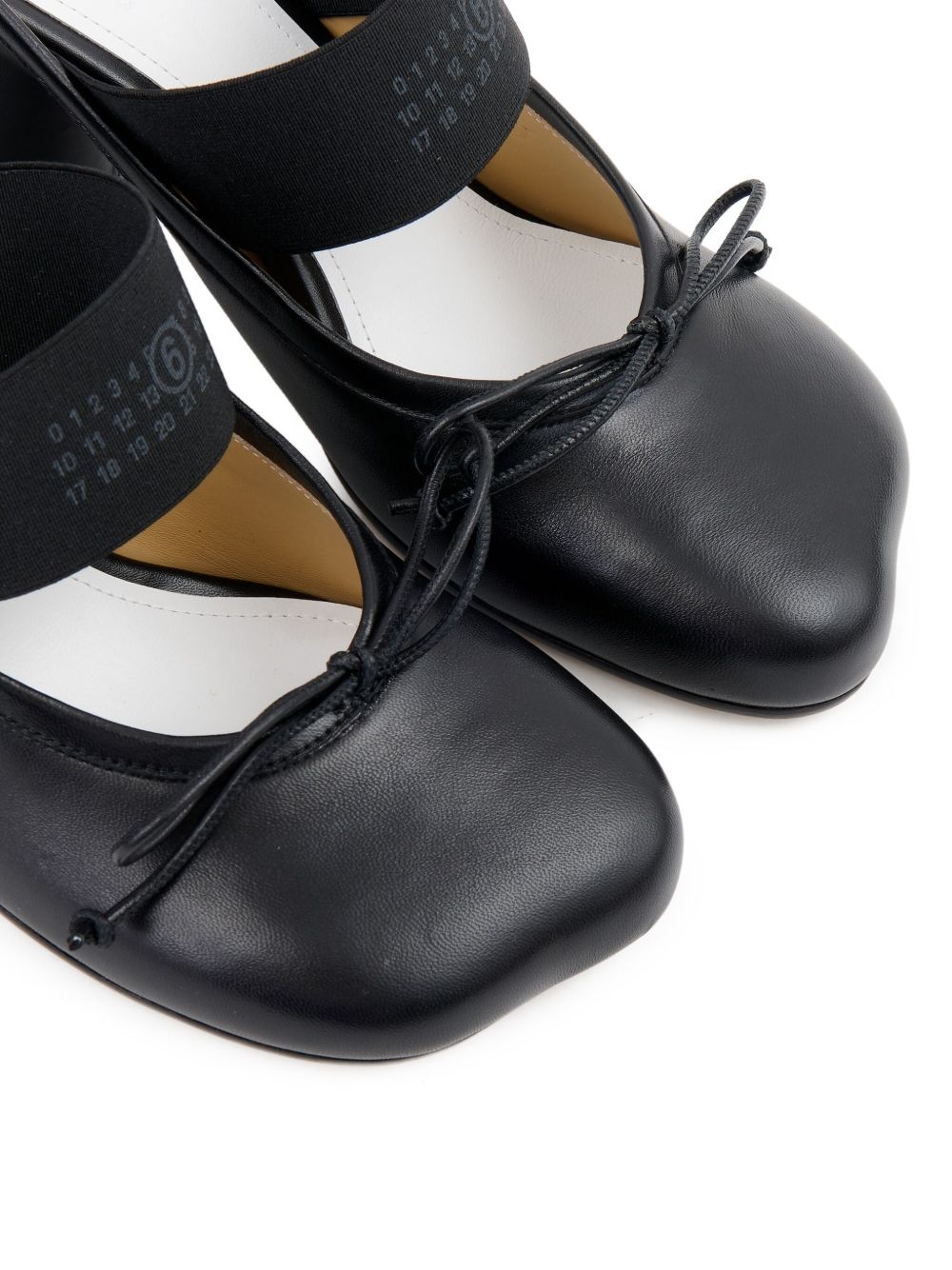  S59WP0210P3628 T8013 BLACK MM6 MAISON MARGIELA 