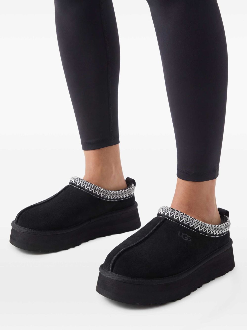 Tazz II 1174471 BLK UGG 