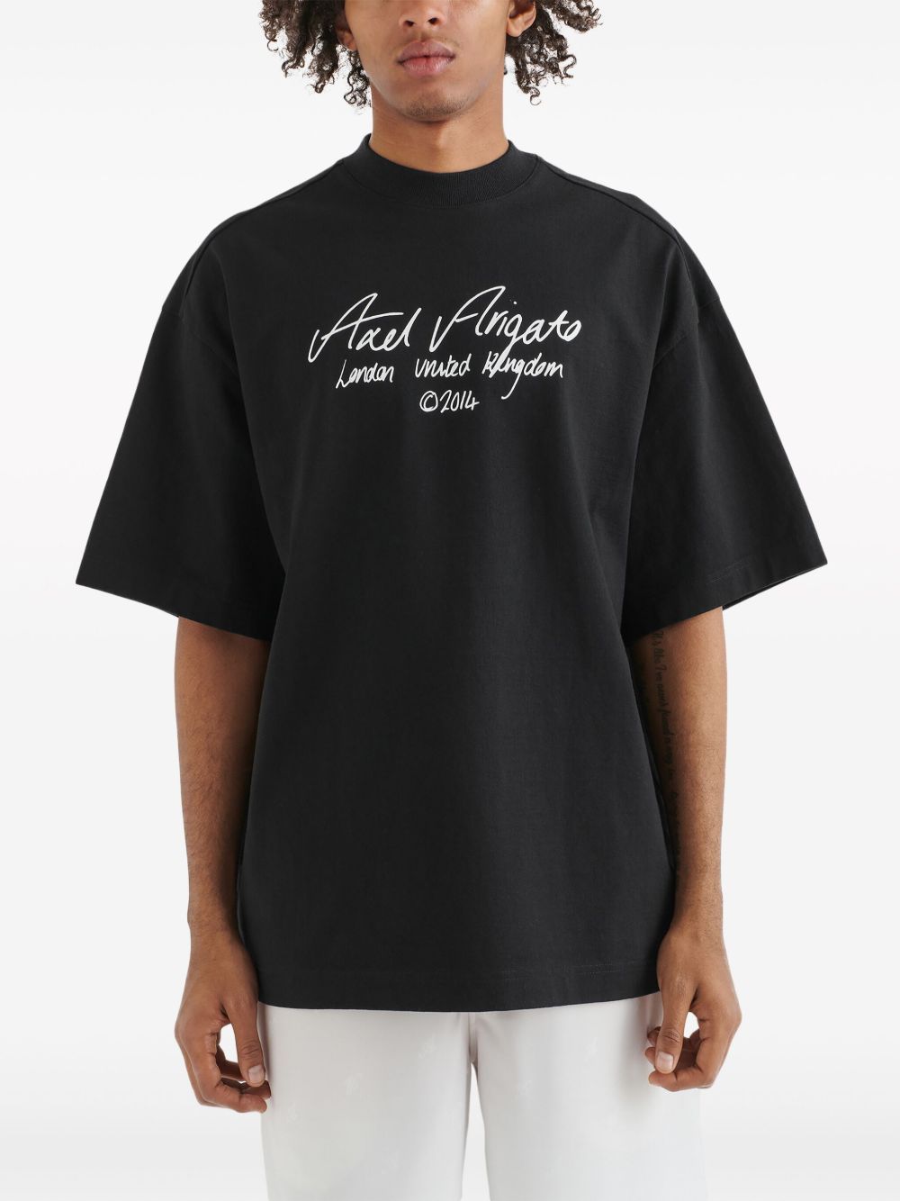 Tshirt A2223001 BLACK AXEL ARIGATO 