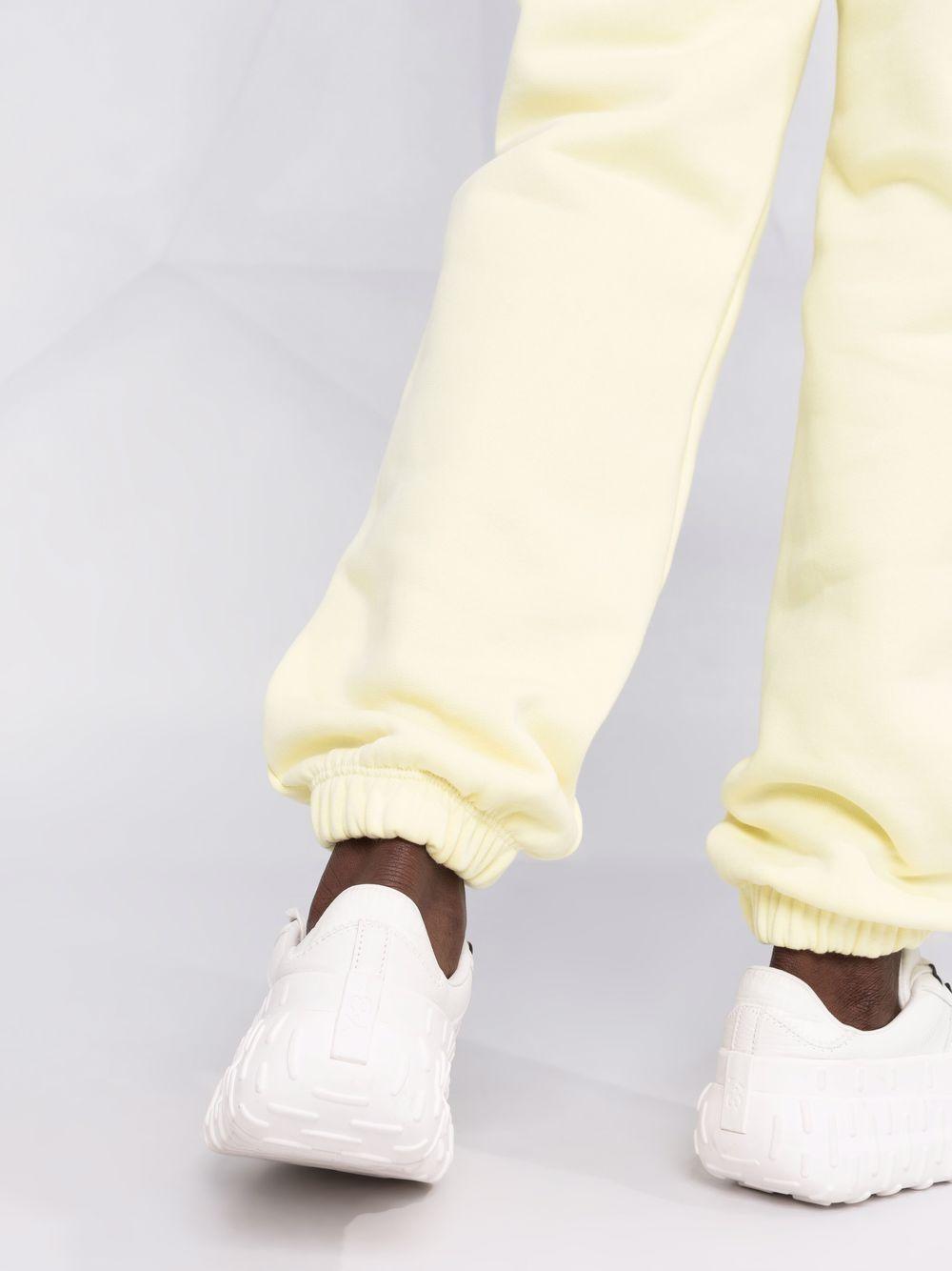  RT769 110618 YELLOW ROTATE 