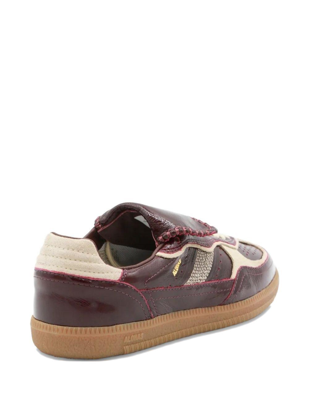 Tb.490 Club onix deep burgundy S100829 05 BURGUNDY ALOHAS 