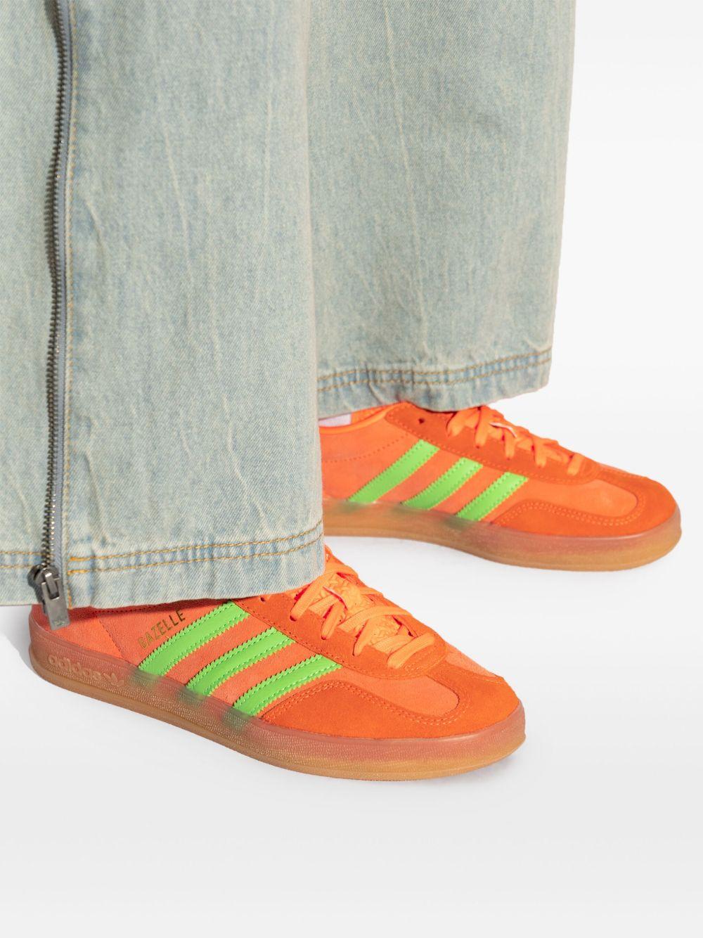 Gazzelle Indoor Sneakers JQ0193 ORANGE WHITE ADIDAS ORIGINALS 