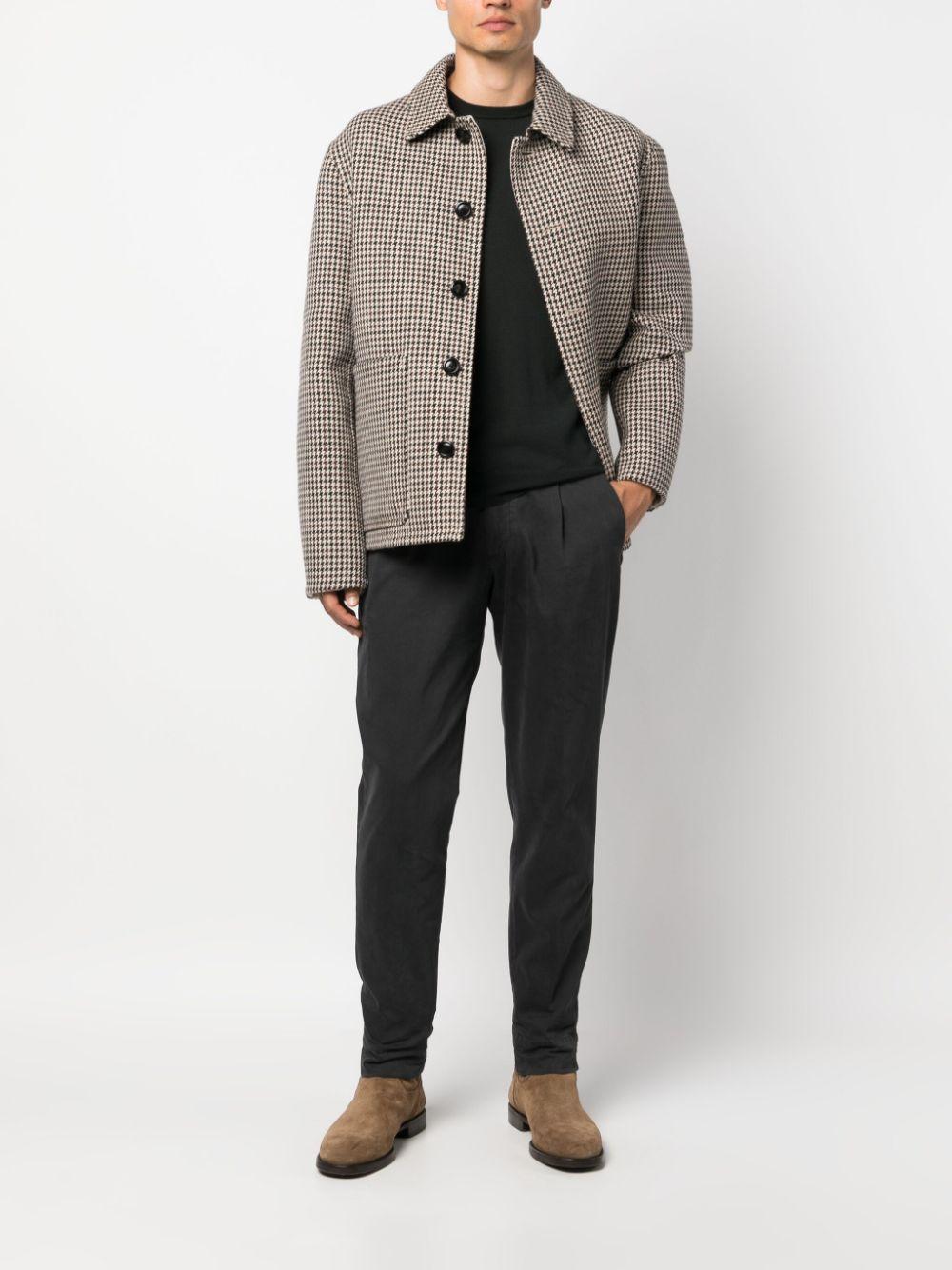  811935Z0290 N0049 ZANONE 