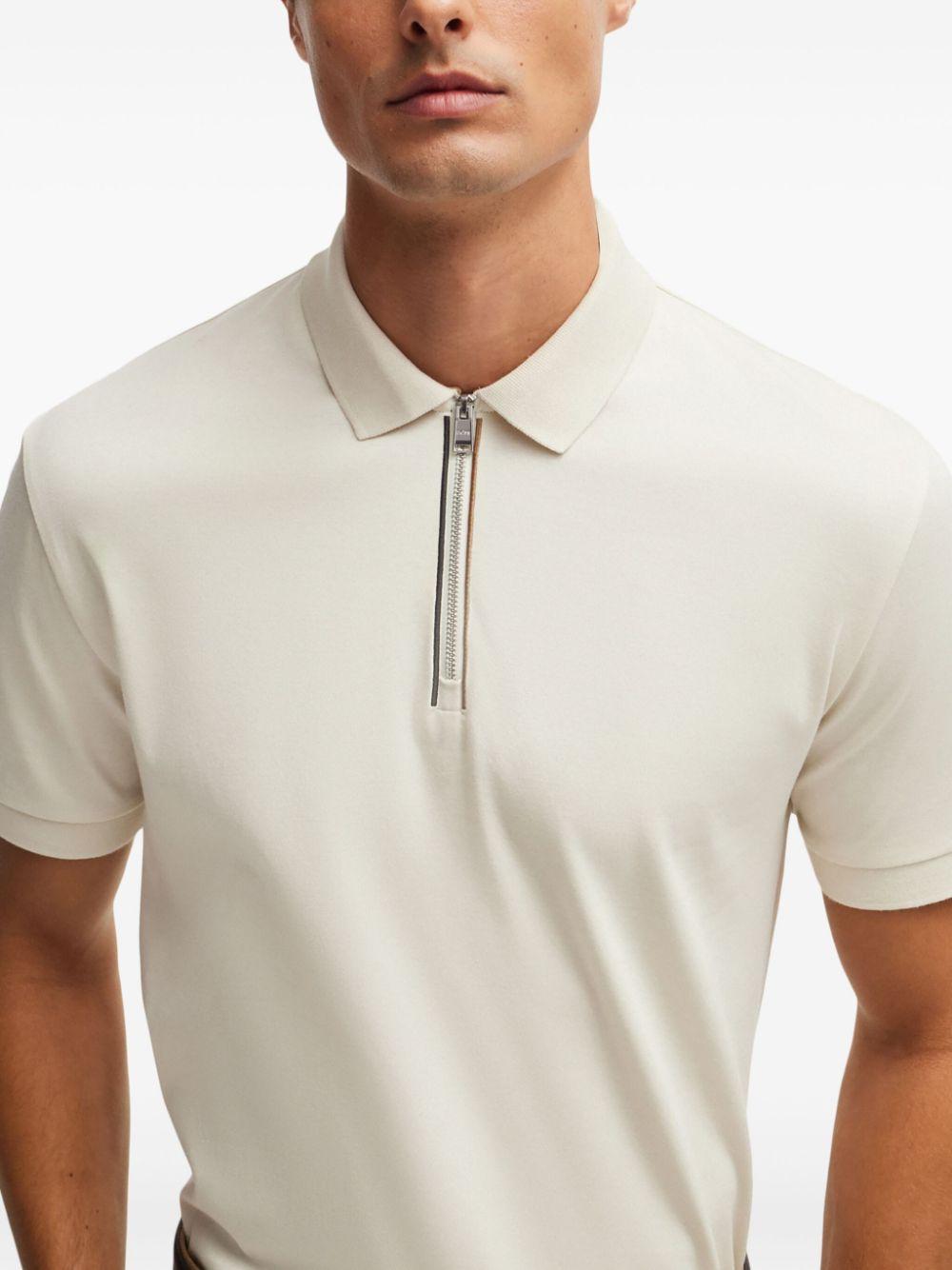  50521118 131 OPEN WHITE BOSS 