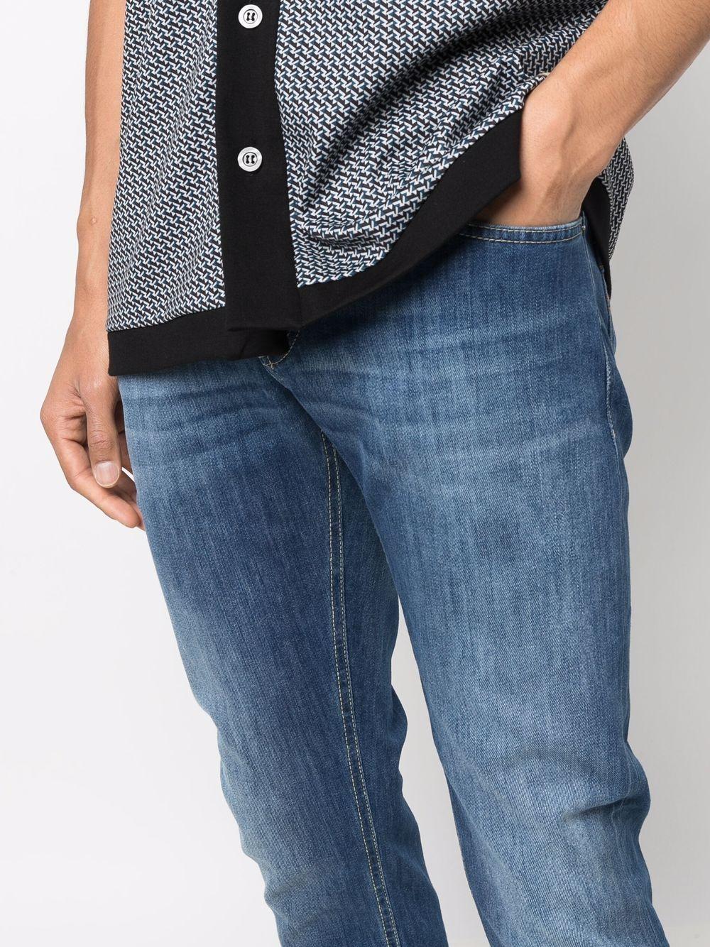  UP168DS0107CL9 800 DONDUP 