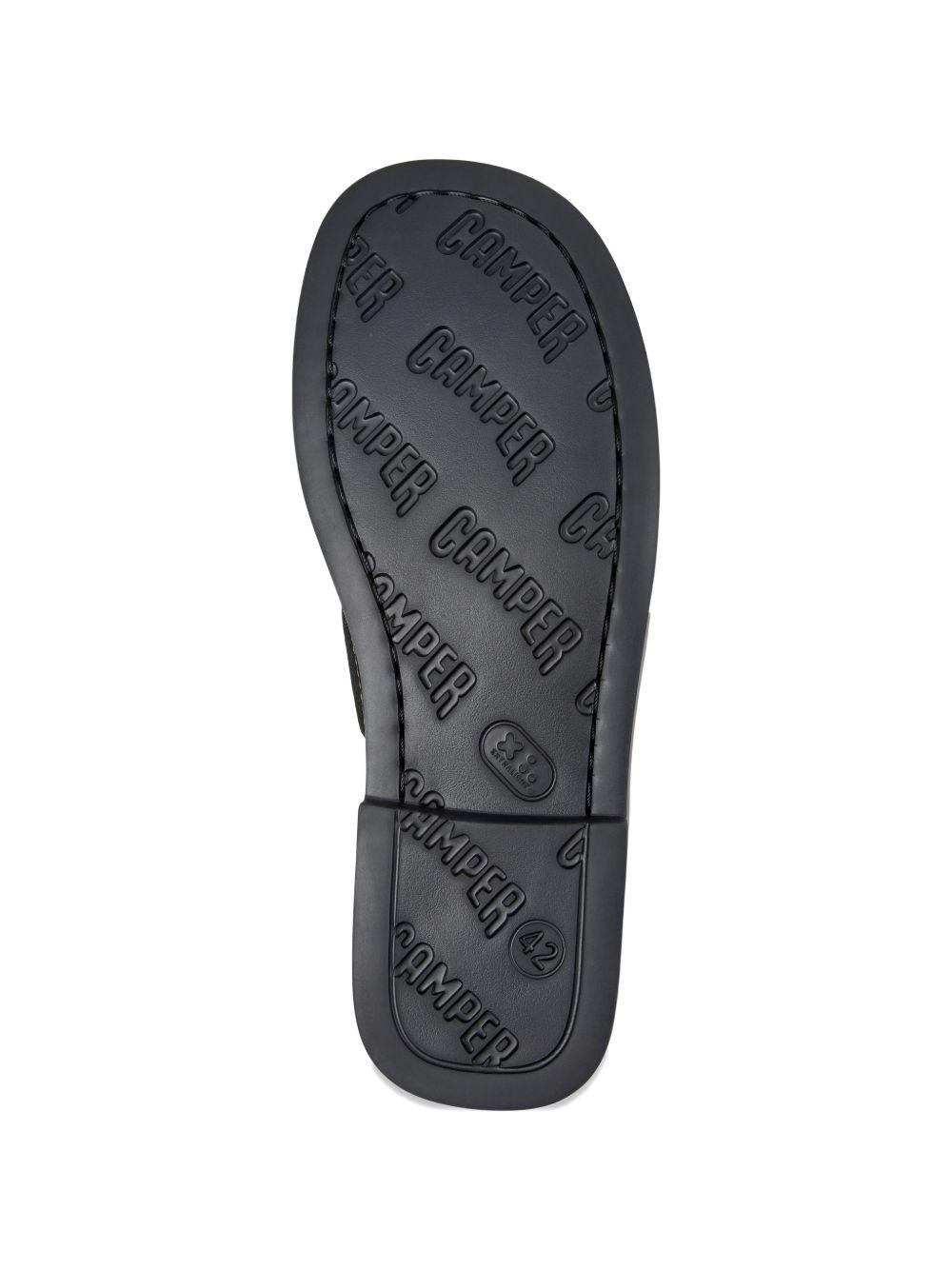  K101013 004 NEGRO CAMPER 