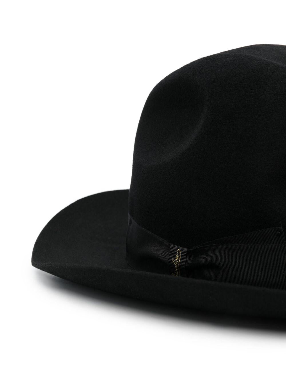  470022 0421 NERO BORSALINO 