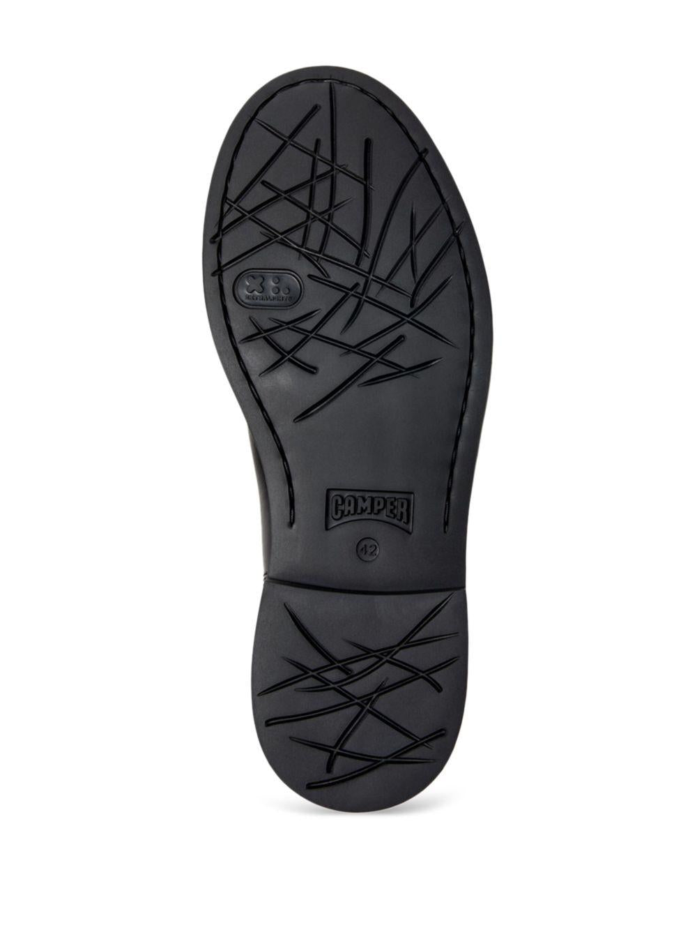  K300492 001 BLACK CAMPER 