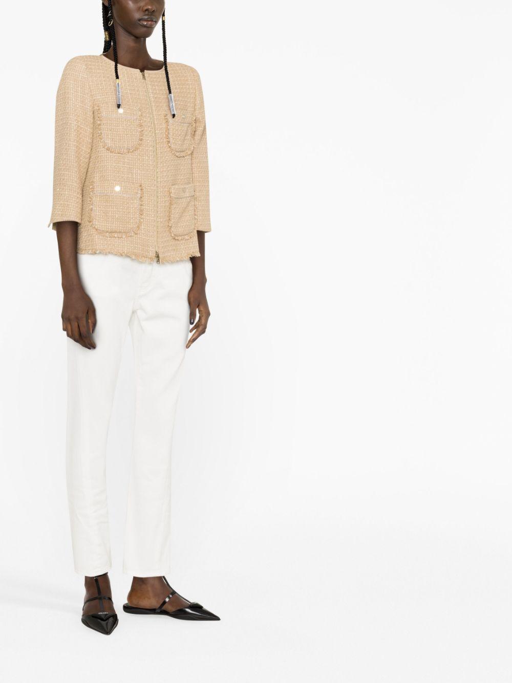  GA000236D13162 1985 CHANTILLY HERNO 