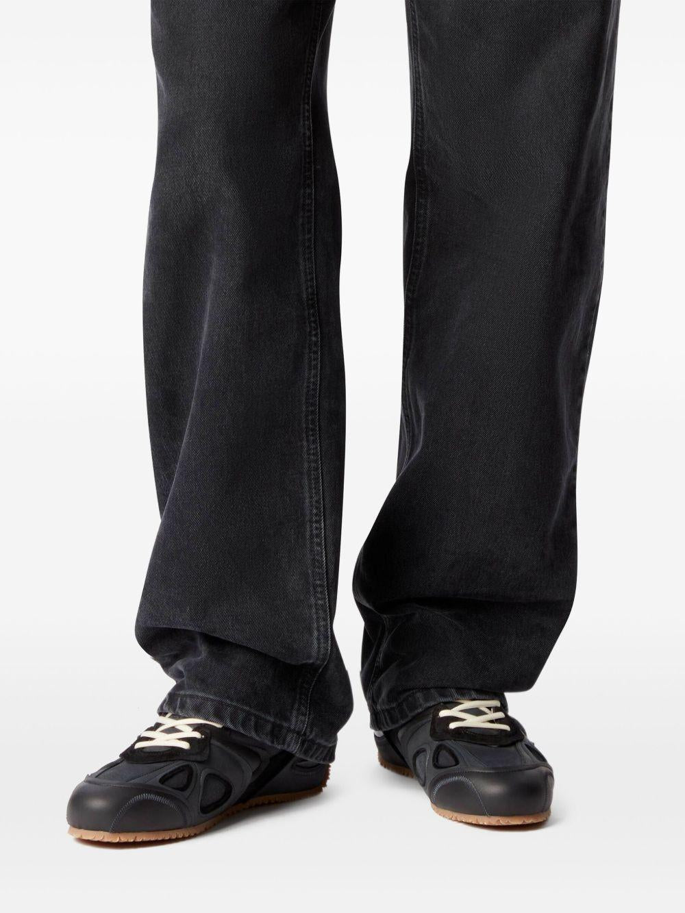 Slow Runner Sneaker F3533001 BLACK GUM AXEL ARIGATO 