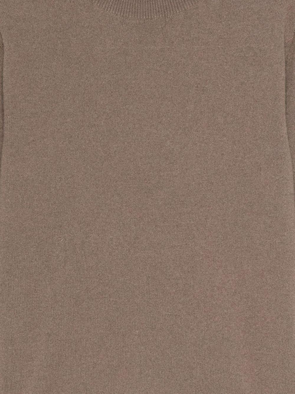  JF009270 2202 MUSHROOM JOSEPH 