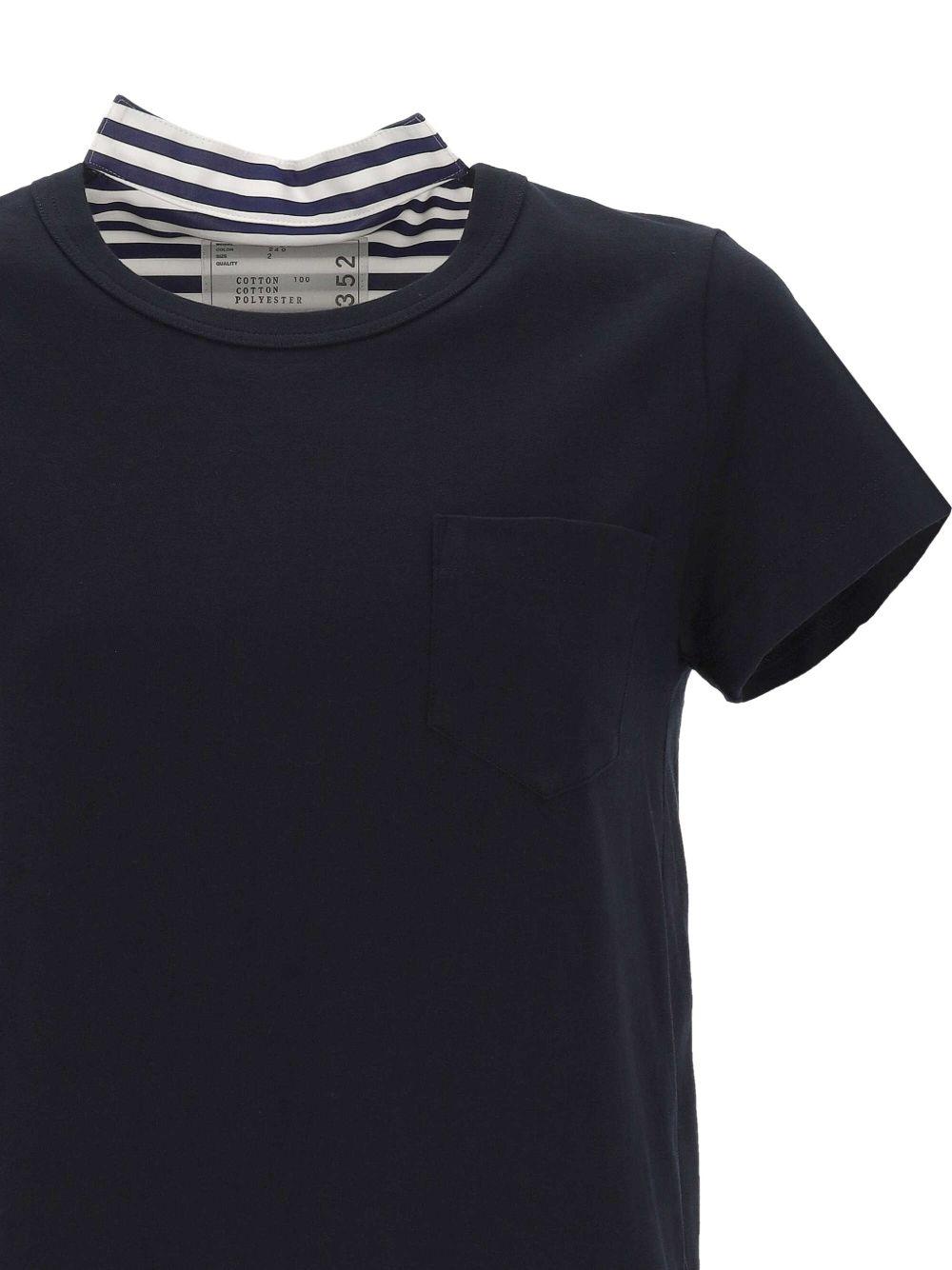 T-shirt a righe plissettata SCW352 240 NAVY STRIPE SACAI 