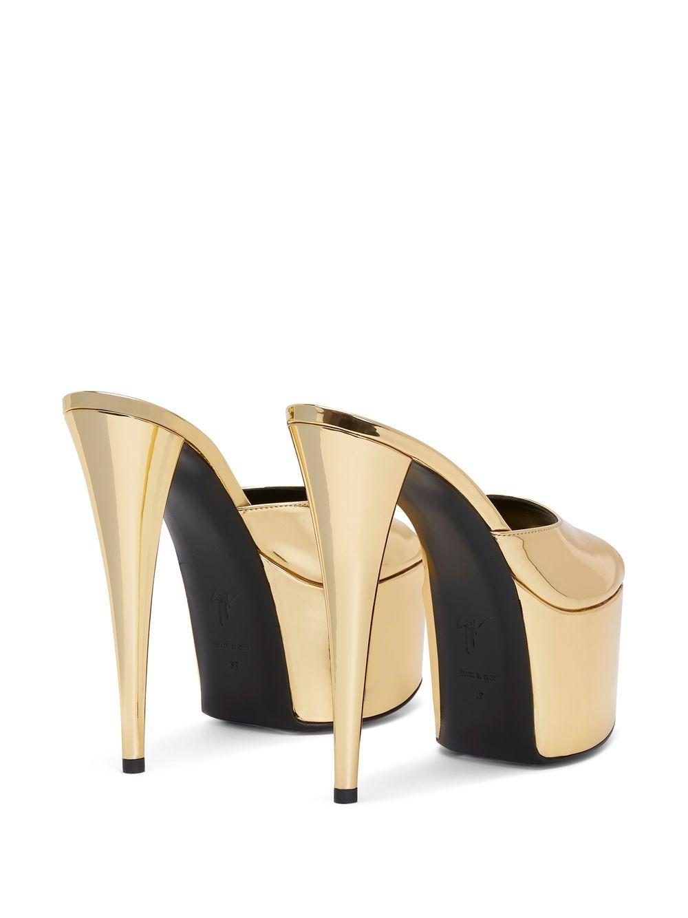  E300023 001 GOLD GIUSEPPE ZANOTTI 