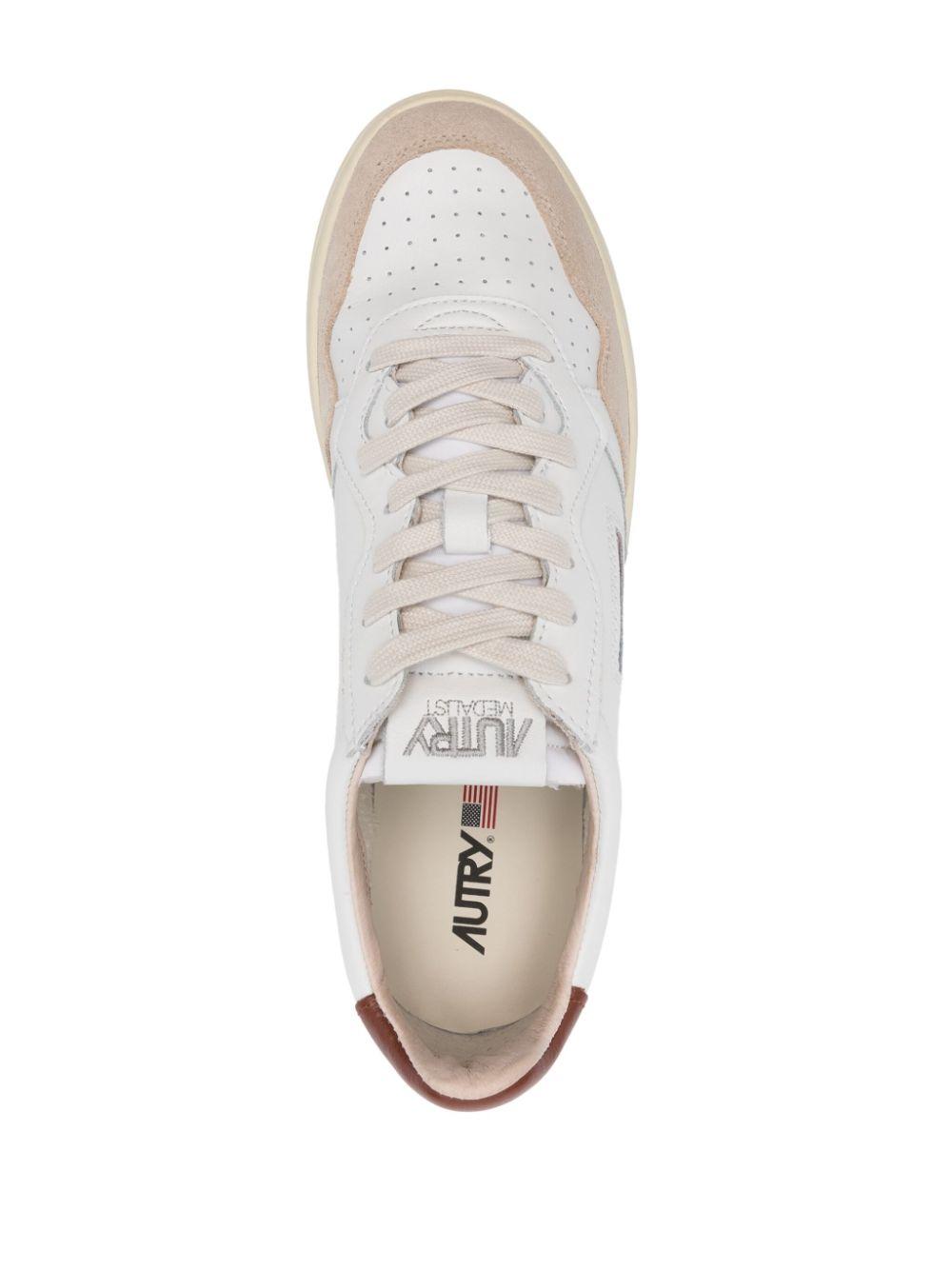  AULMLS72 WHITE BROWN AUTRY 