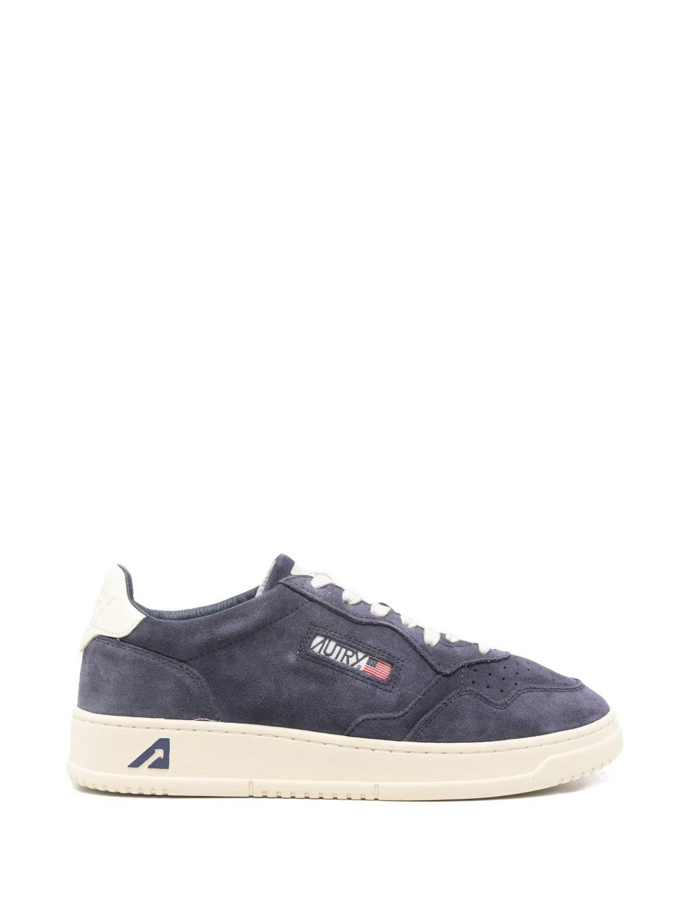Sneakers Medalist Low Suede AULMUH11 BLUE WHITE AUTRY 