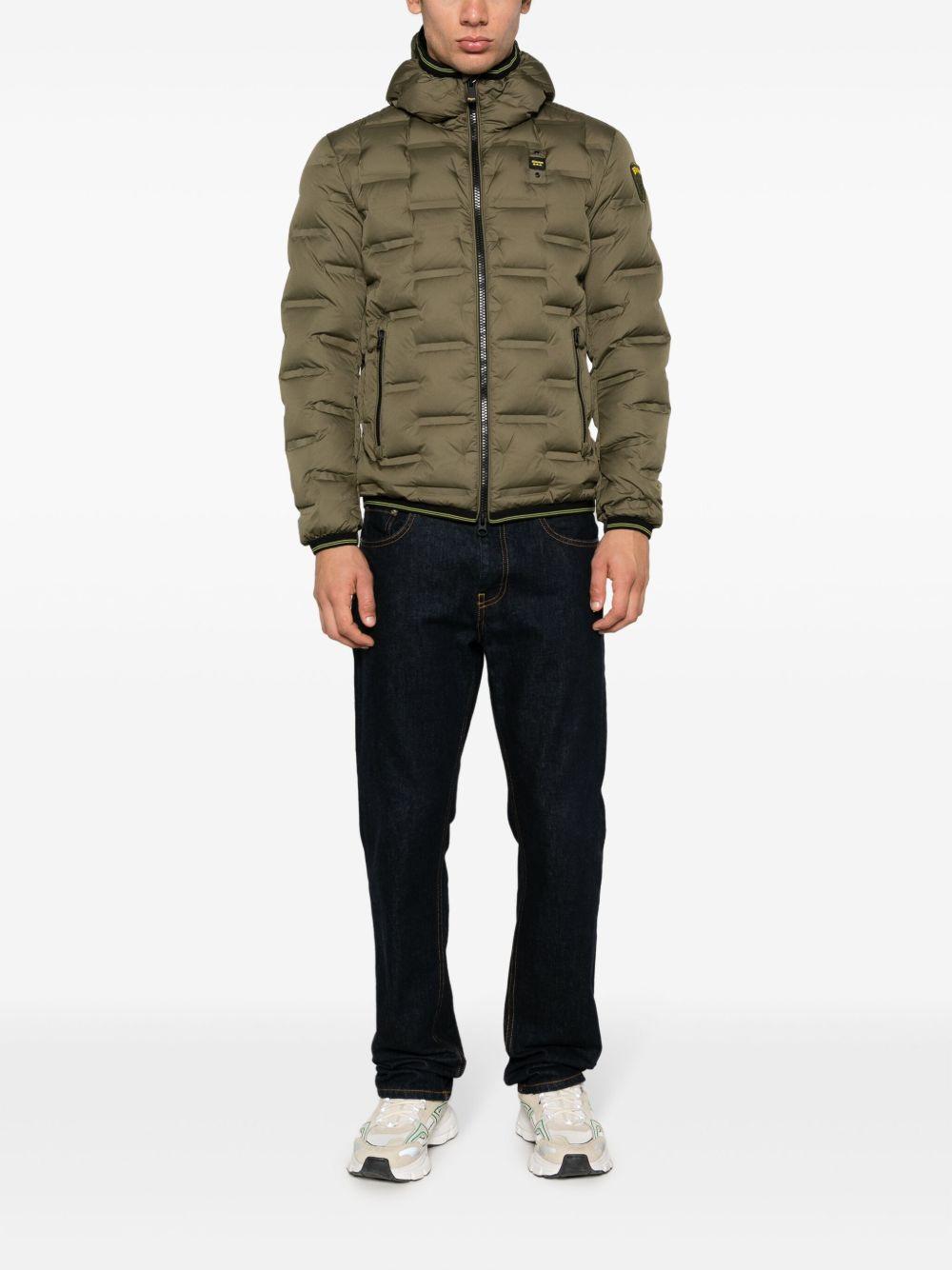  23WBLUC03182006637 659 BLAUER 