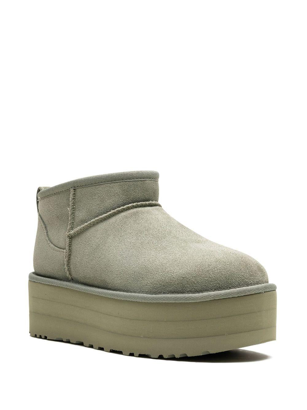  1135092 SDC UGG 