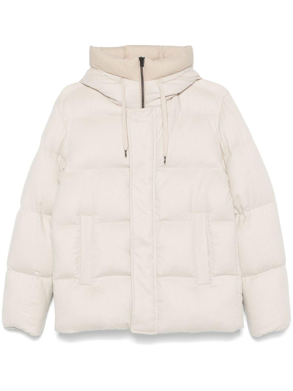  PI001144U38087 1985 CHANTILLY HERNO 