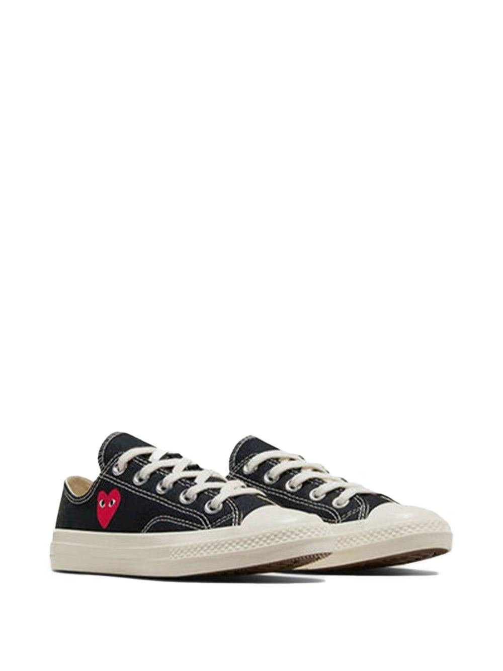 Small Red Heart All Star '70 Low Sneakers AZK128001 1 BLACK COMME DES GARCONS PLAY X CONVERSE 
