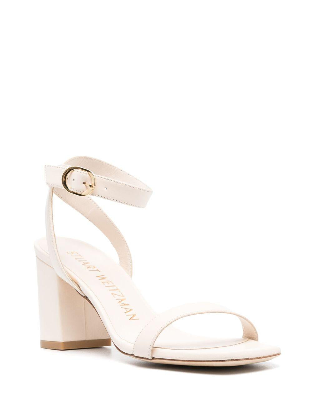  SE127 SEASHELL STUART WEITZMAN 