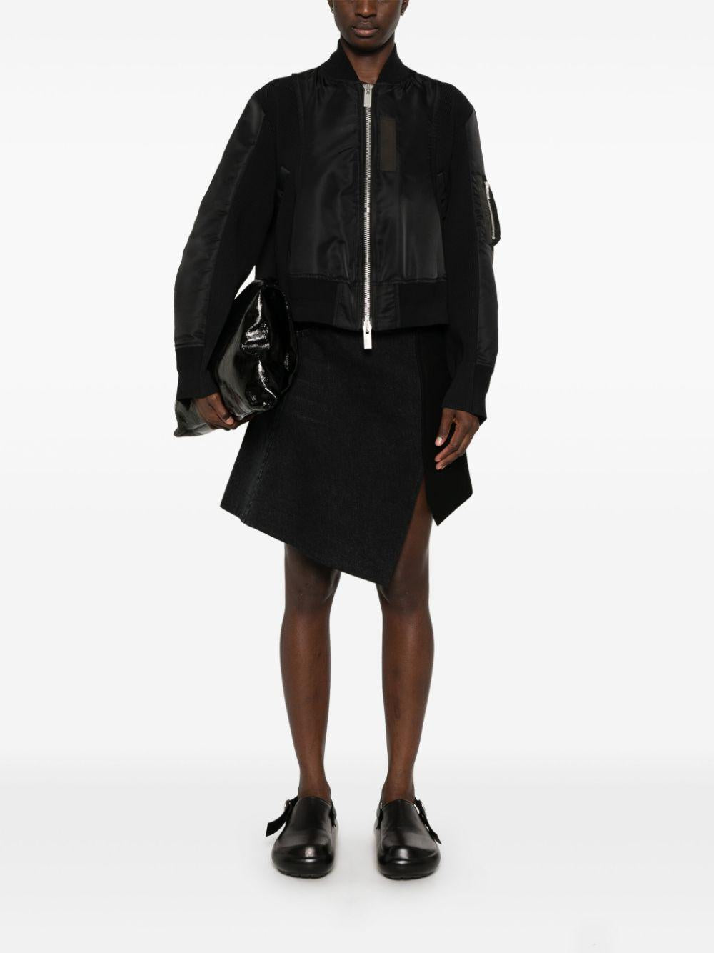  2407352 001 BLACK SACAI 