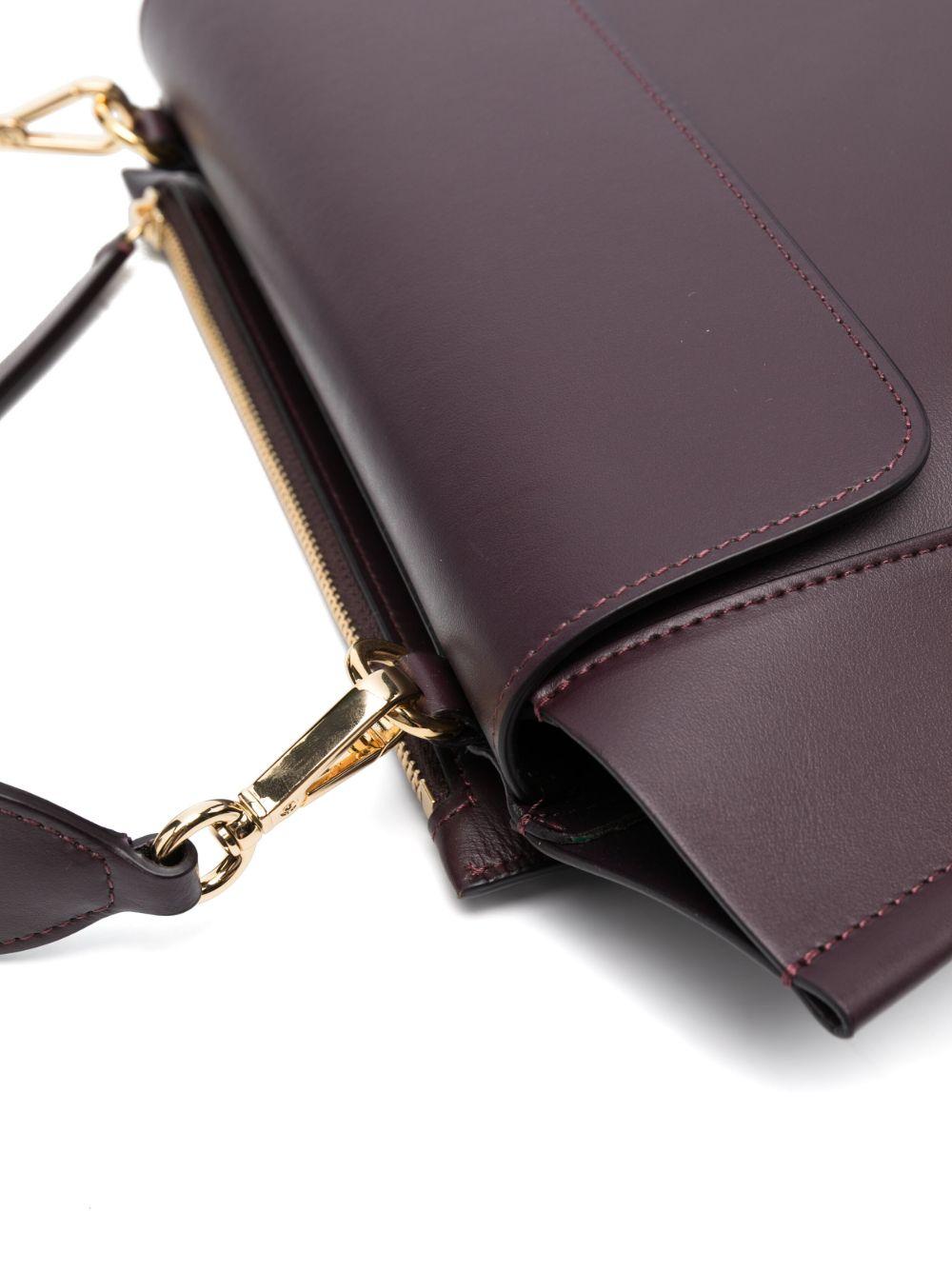  000021 2413 GRAPE WANDLER 