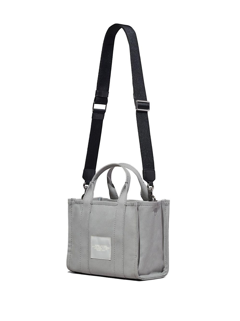  M0016493 050 WOLF GREY MARC JACOBS 