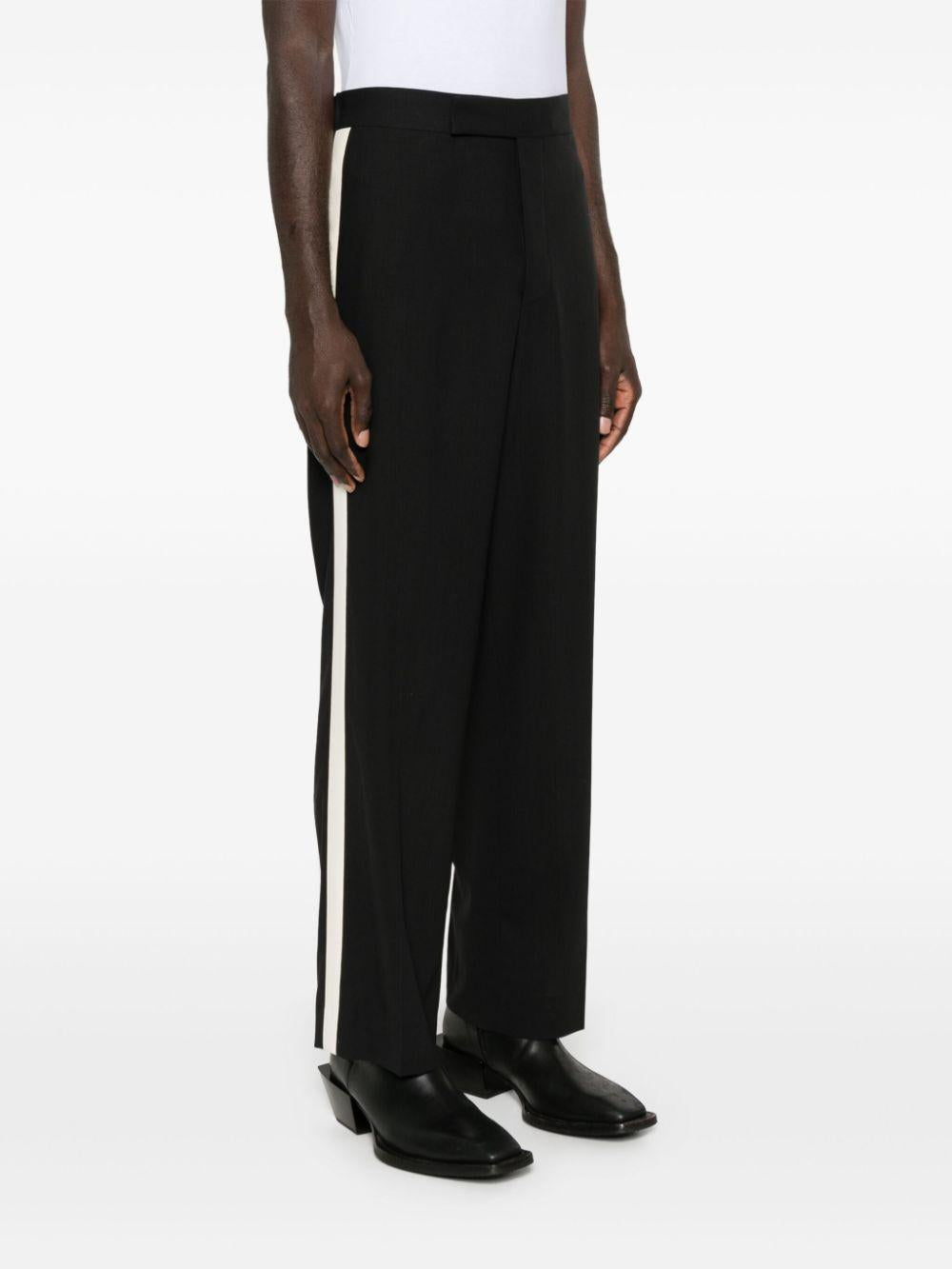  SS24N10 LANA GARZATA NERA TUX SAPIO 