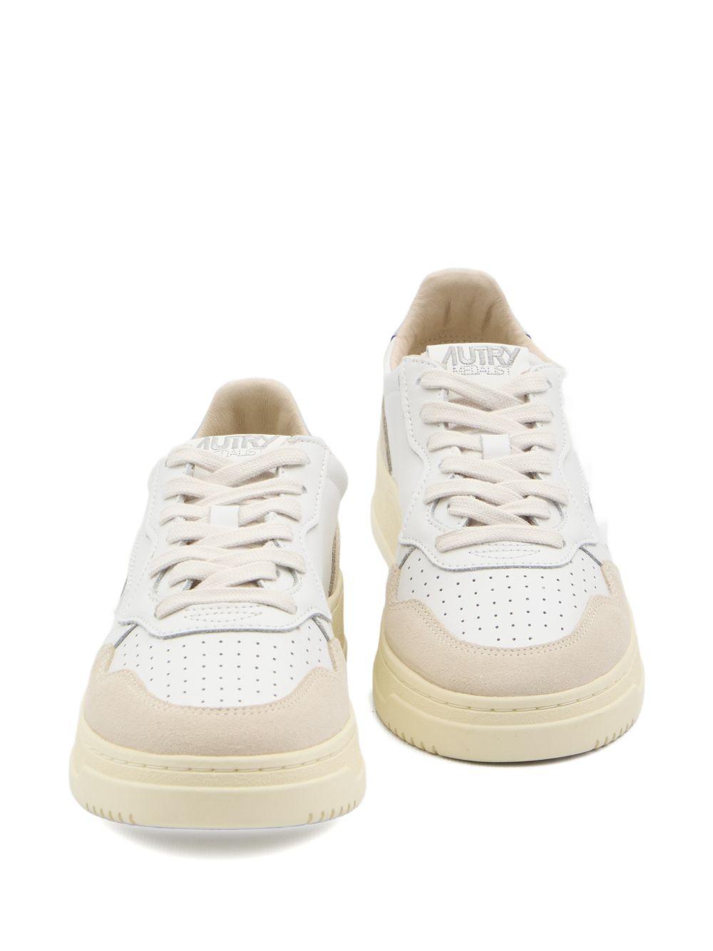 Sneaker Medalist Low in pelle AULMLS12 LEAT SUEDE FORGET AUTRY 